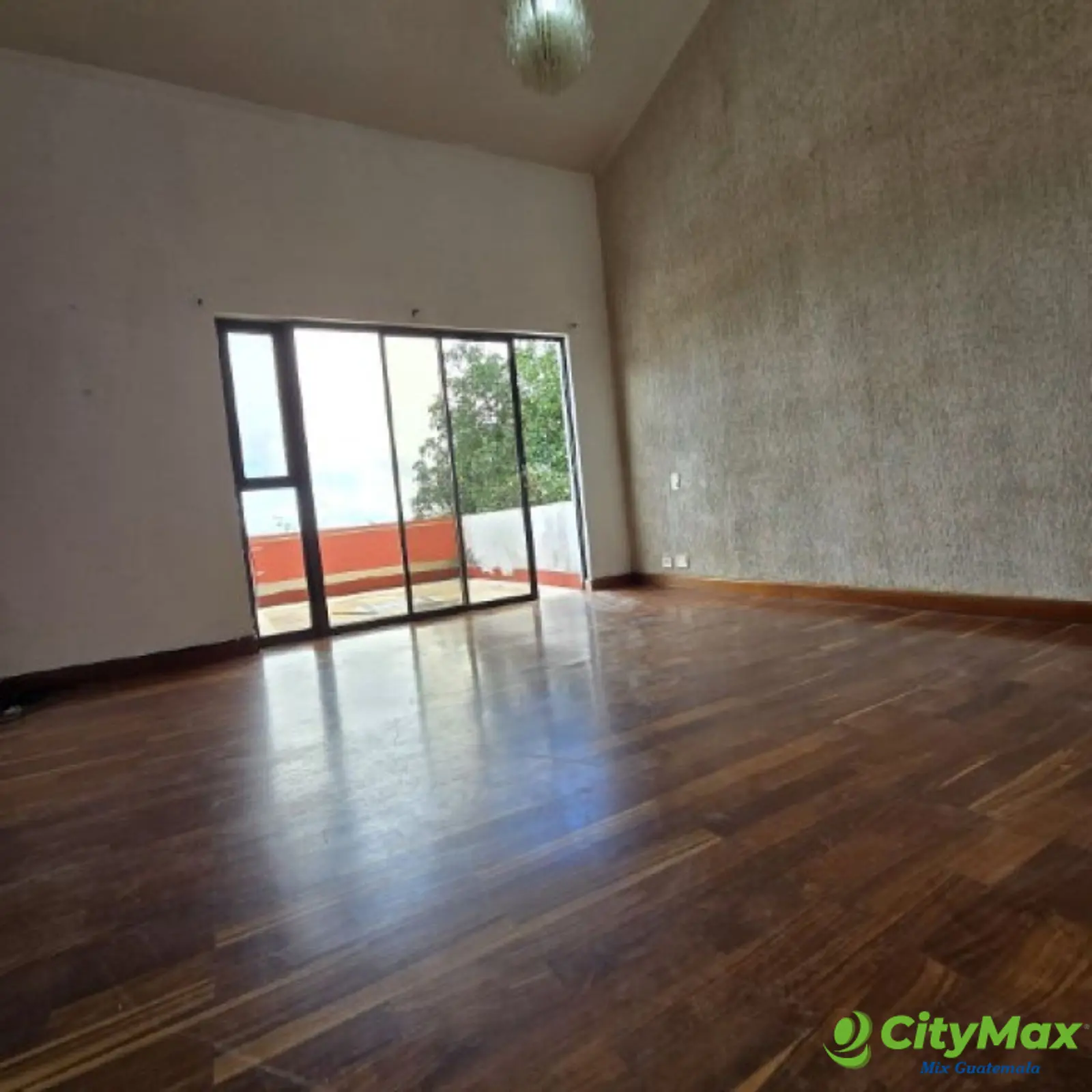 Casa en Venta en Montebello, Carretera a El Salvador - foto 16