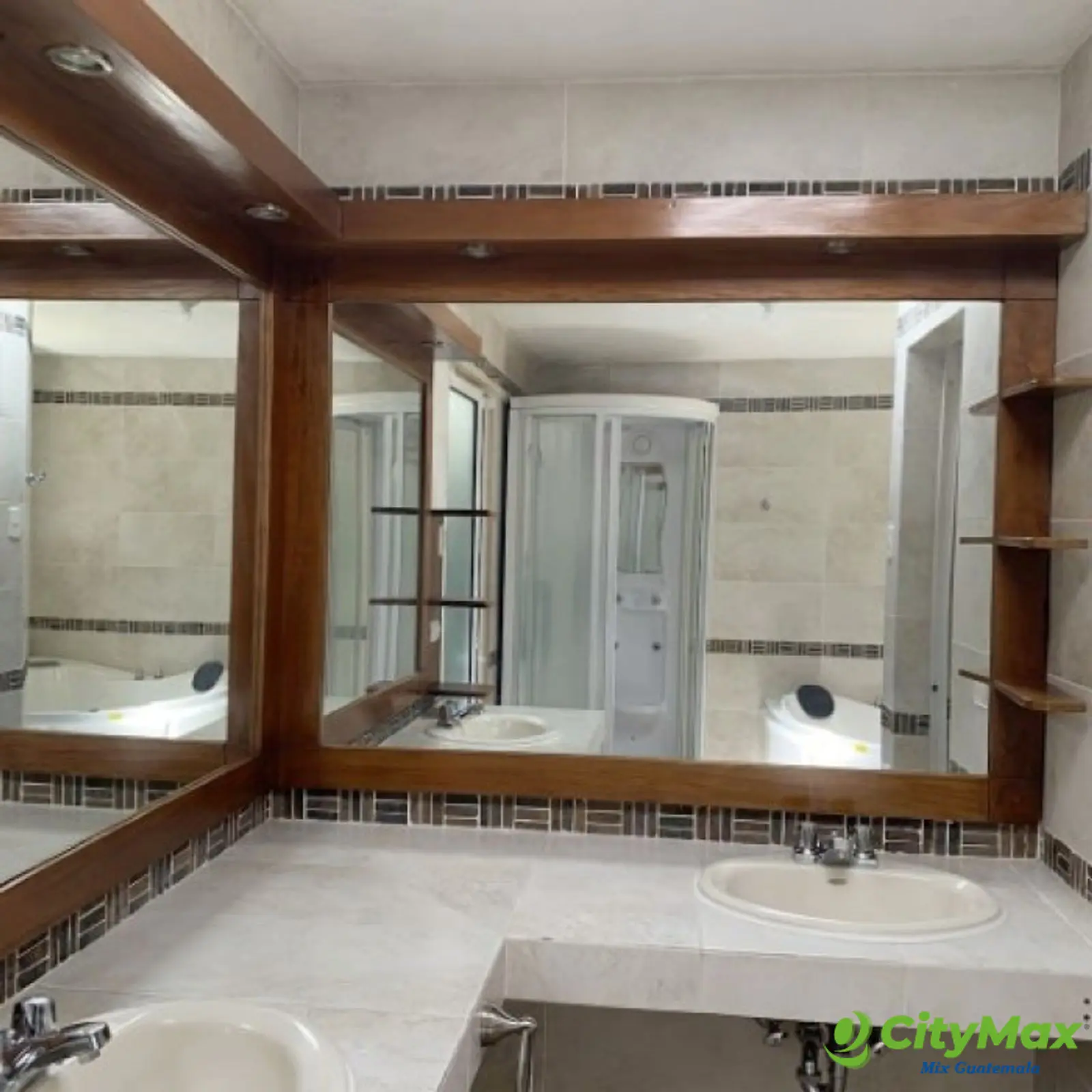 Casa en Venta Bosques de San Nicolas Zona 4 Mixco - foto 15