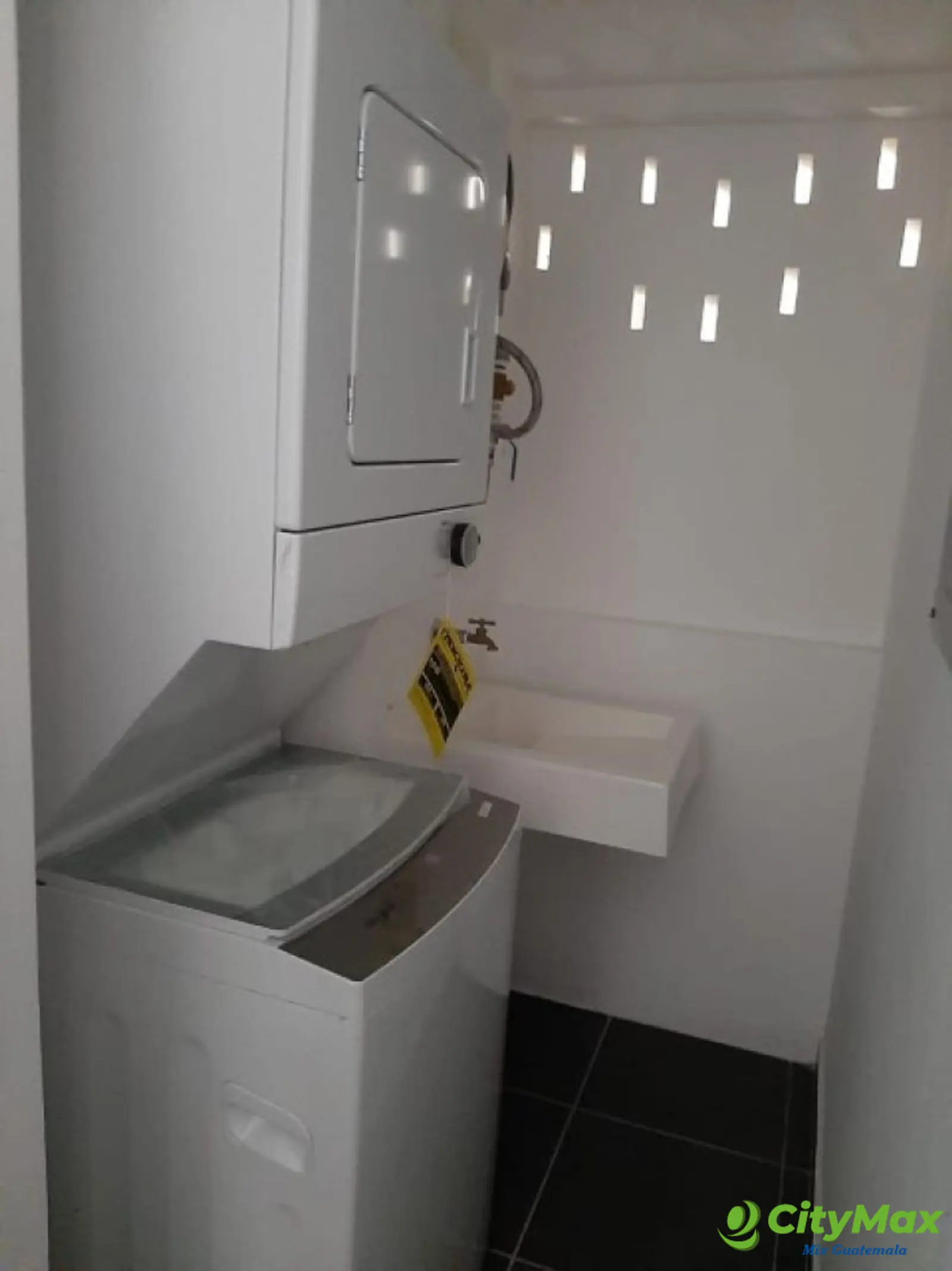 Apartamento en Venta en Zona 11 Colonia Mariscal - foto 9