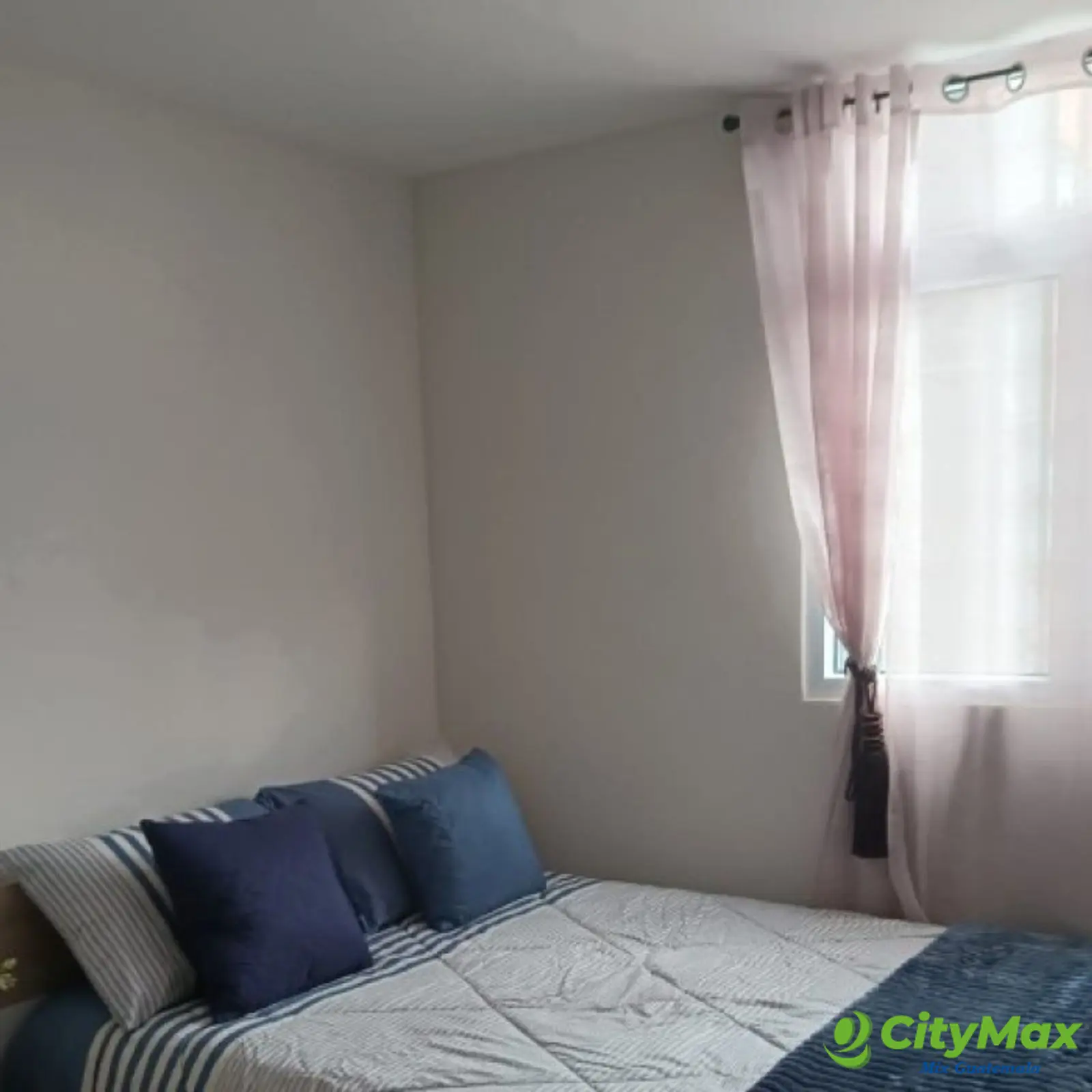 Apartamento Amueblado en Renta Zona 11 Parque San Jorge - foto 15