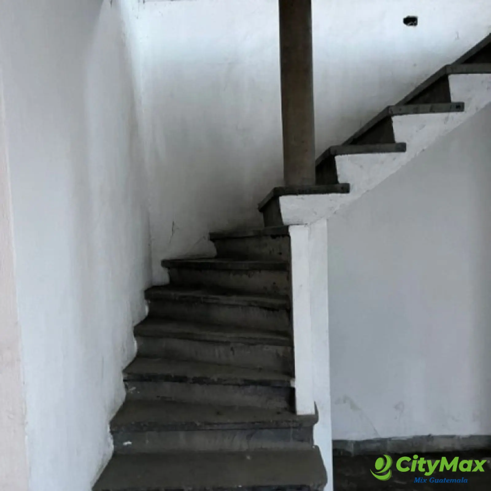 Casa para Uso Comercial en San Juan Sacatepéquez - foto 3