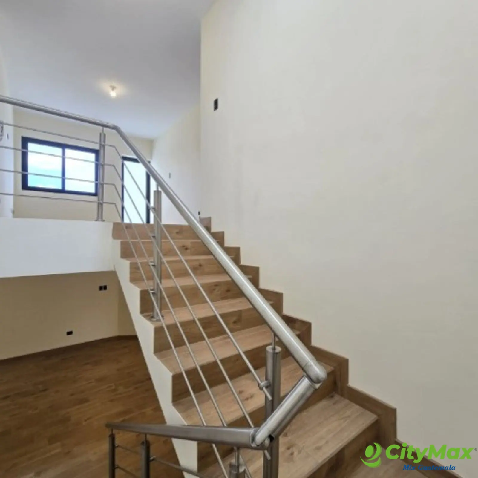 Casa Nueva en Renta Sector B1 San Cristóbal Z. 8 Mixco - foto 17