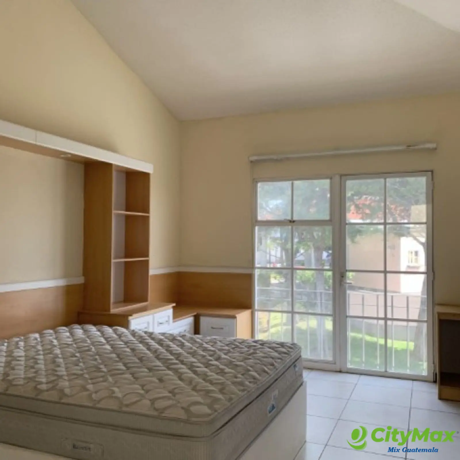 Casa en Venta Bosques de San Nicolas Zona 4 Mixco - foto 13