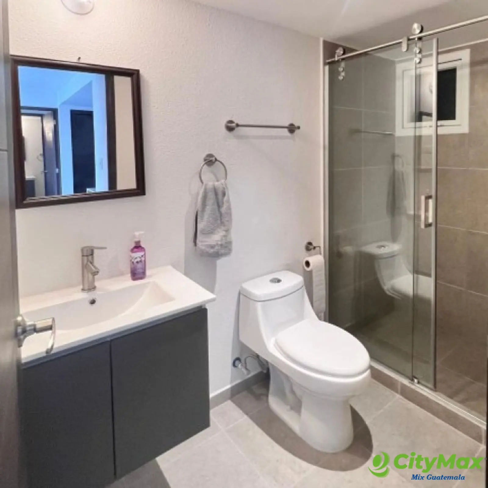 Apartamento Semi-Amueblado en Renta Parque Mateo Zona 7 - foto 14