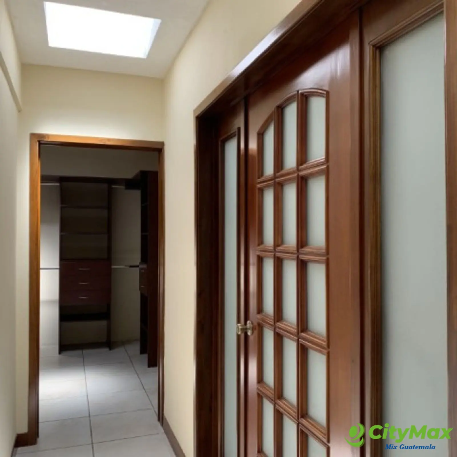 Casa en Venta Bosques de San Nicolas Zona 4 Mixco - foto 12