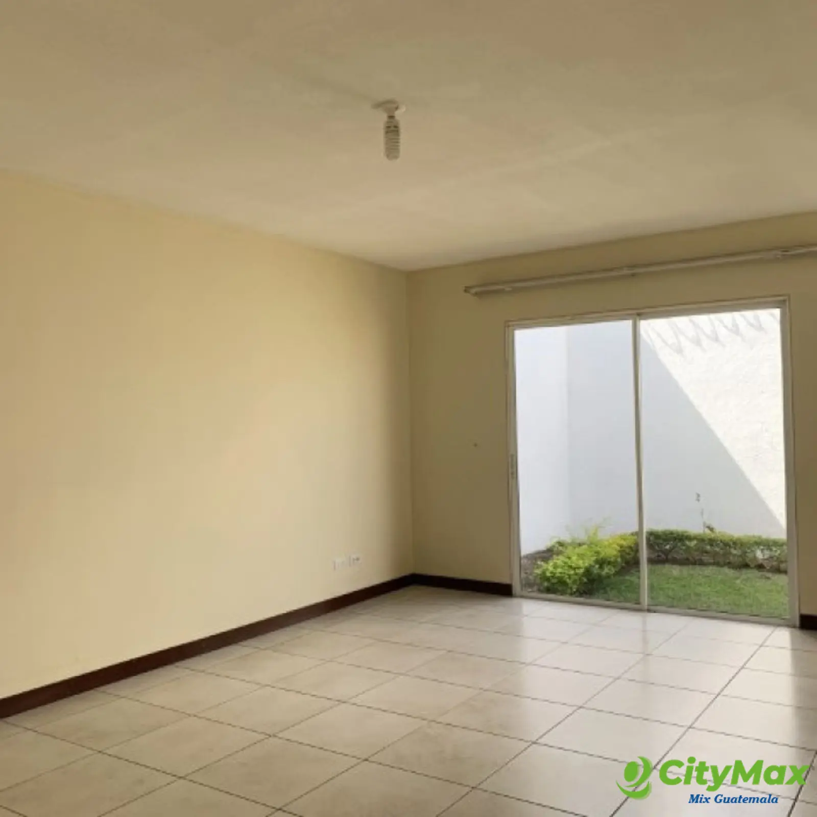 Casa en Venta Bosques de San Nicolas Zona 4 Mixco - foto 5
