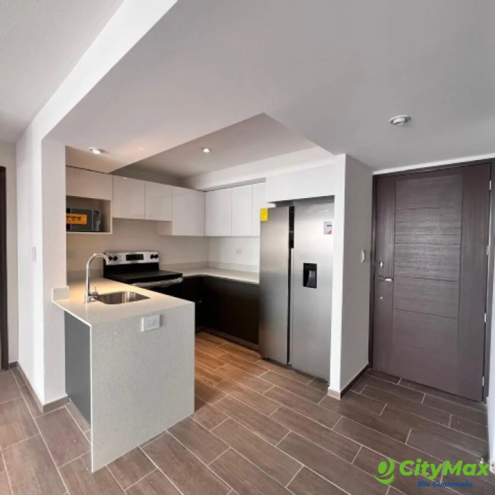 Apartamento Semi-Amueblado en Renta Parque Mateo Zona 7 - foto 5