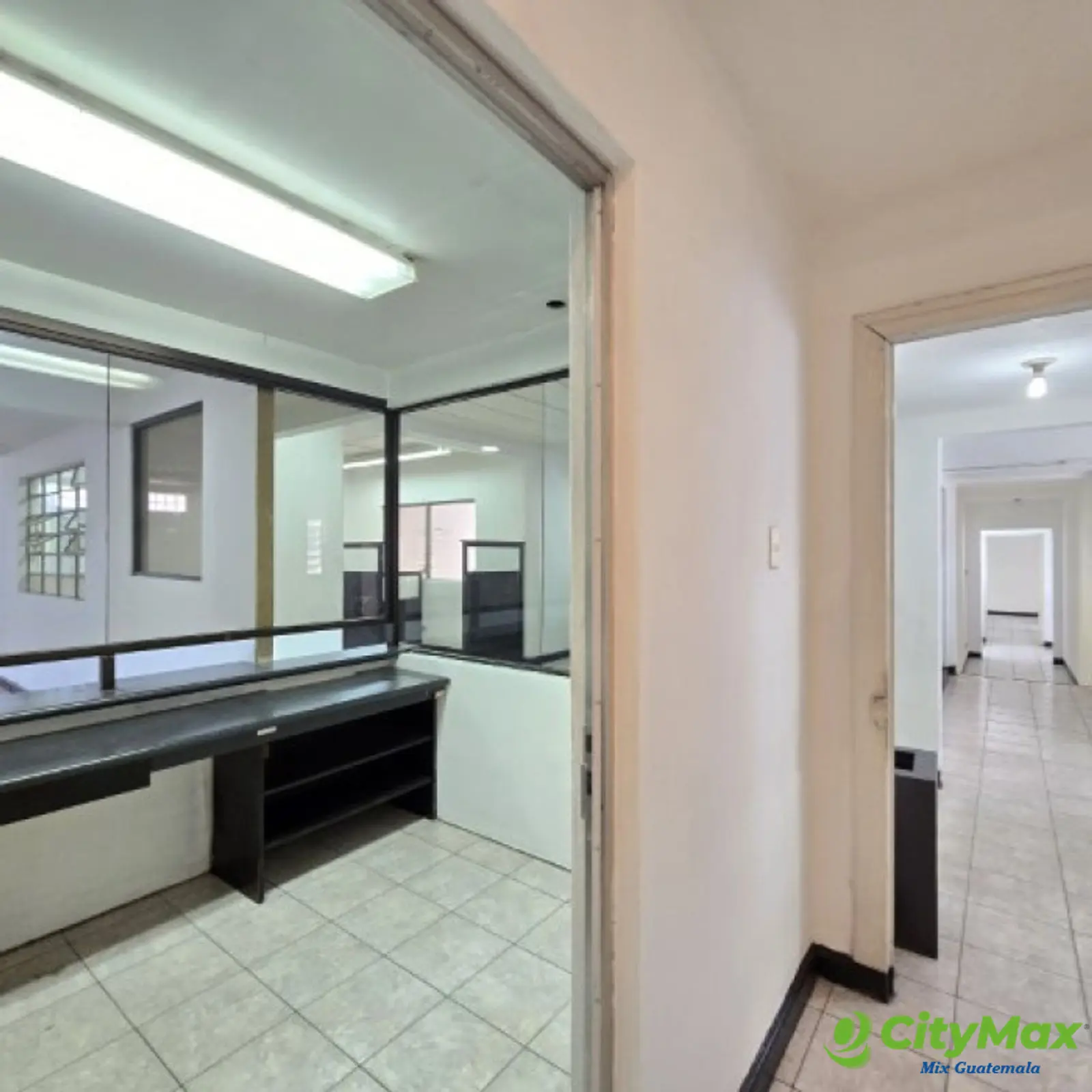 Propiedad para Uso Comercial en zona 12 - foto 12