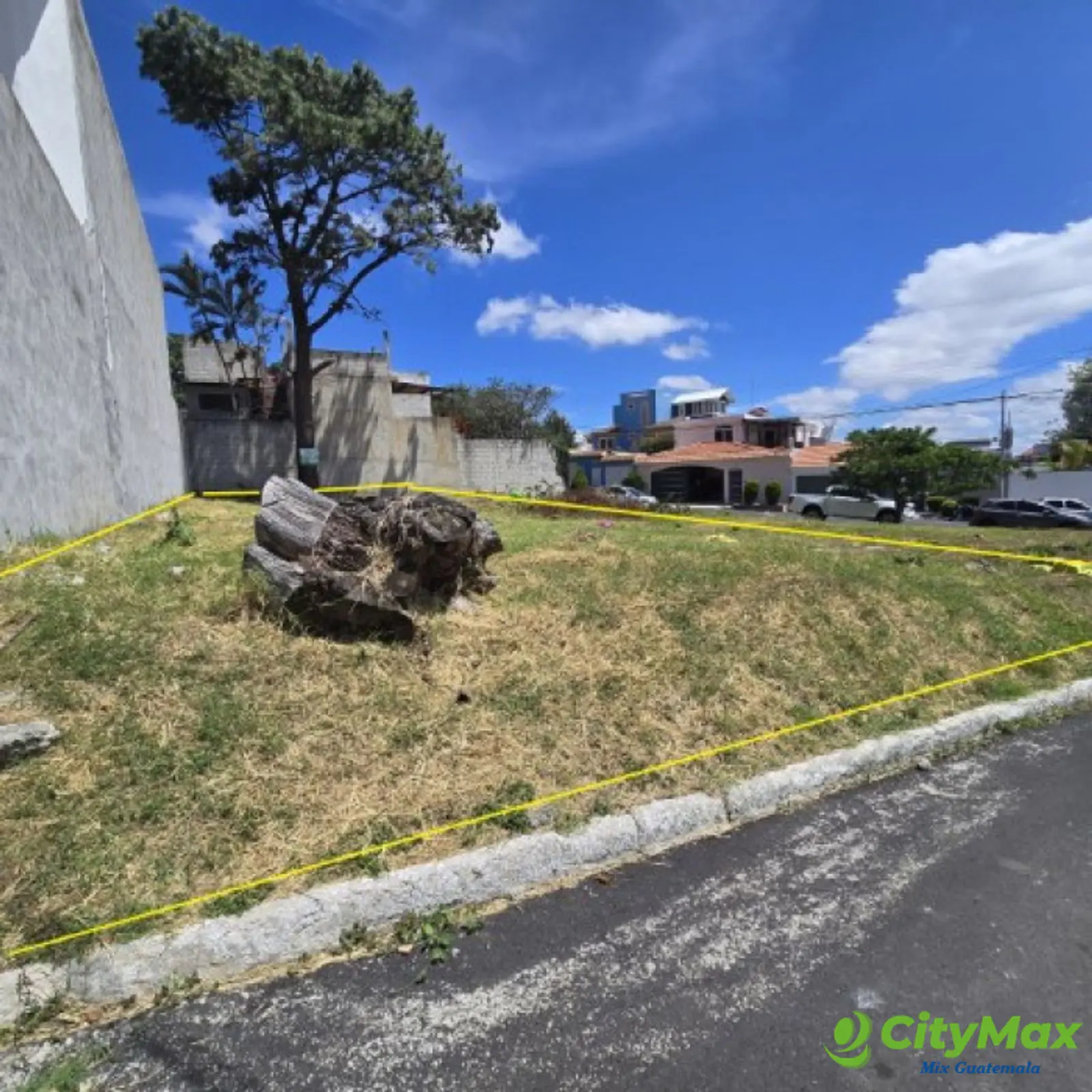 Terreno Amplio en Venta Pinares de San Cristóbal - foto 3