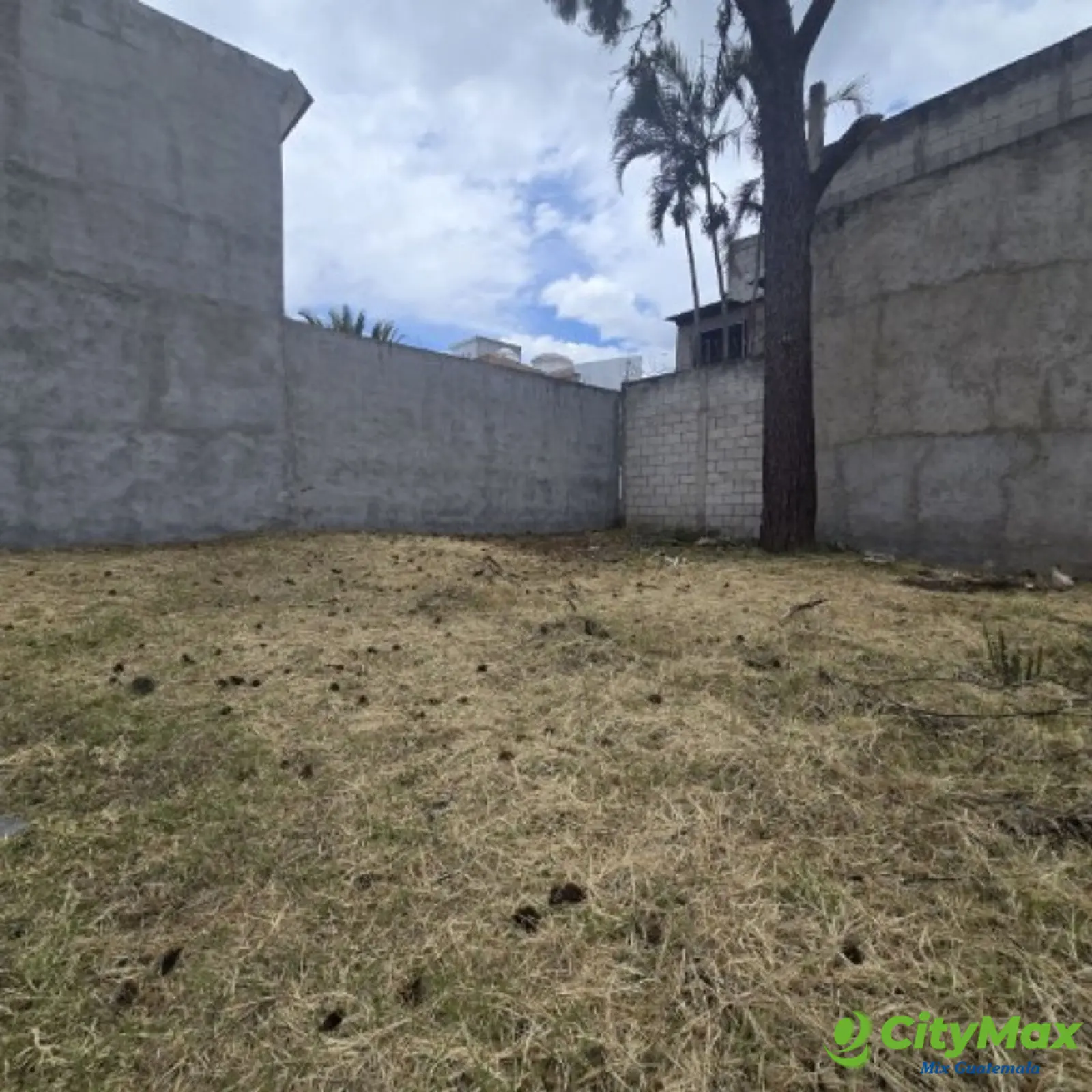 Terreno en Venta Pinares de San Cristóbal, Zona 8 Mixco - foto 11