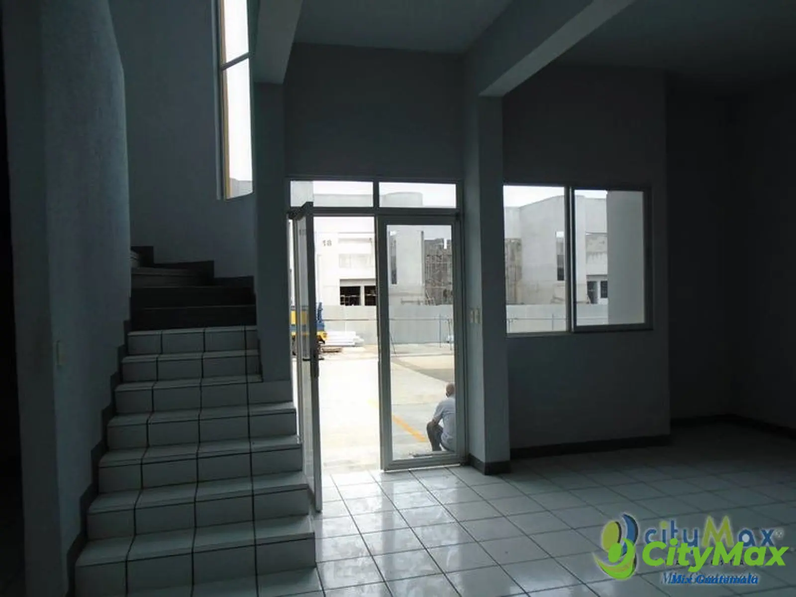 Ofibodega en renta carretera a San Juan Sacatepequez  - foto 12