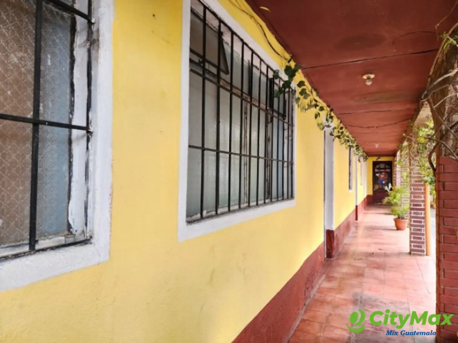 Casa en Venta Zona 11 para Uso Comercial - foto 2