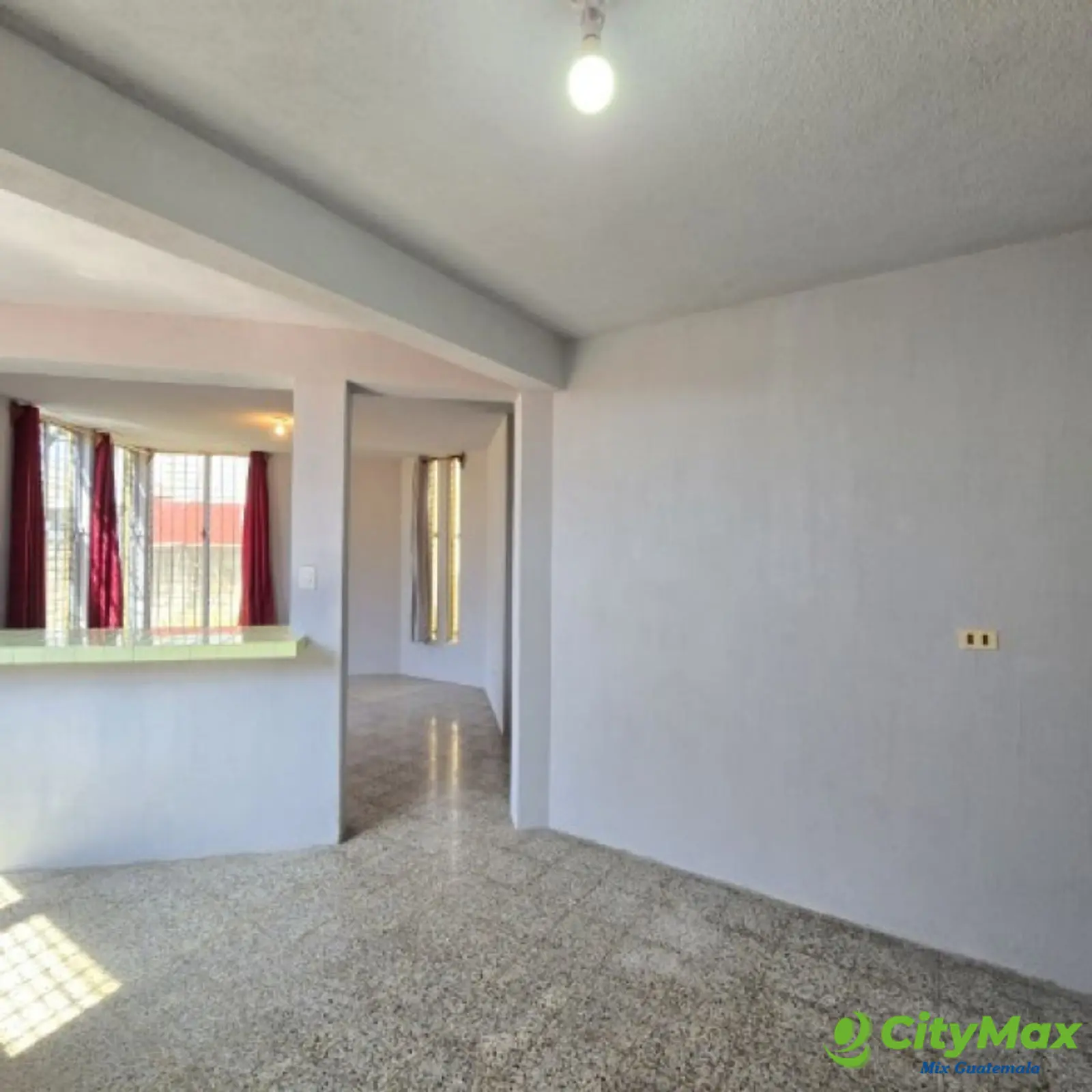 Casa en Venta Pinares de San Cristóbal Zona 8 de Mixco - foto 15