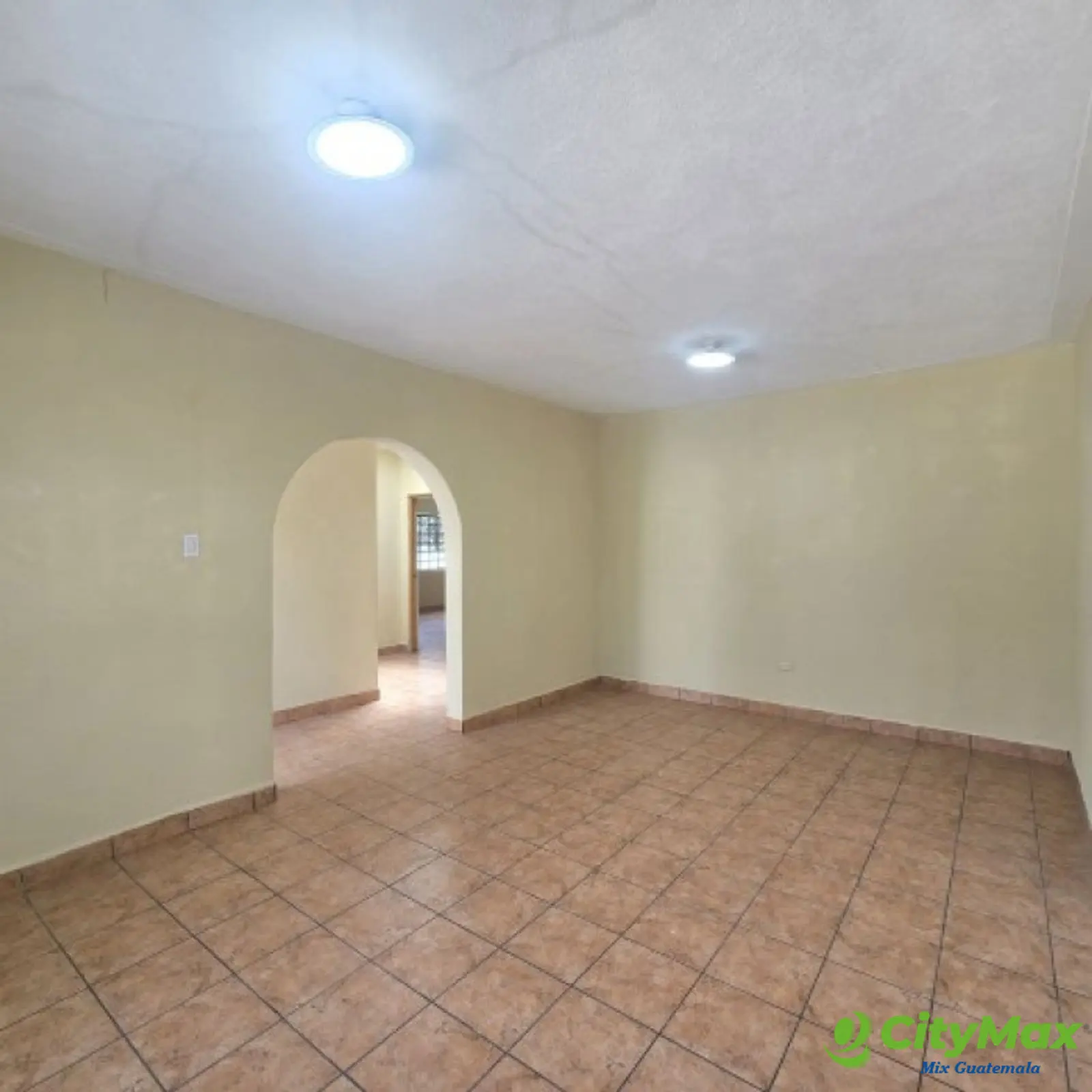 Casa en Renta para Negocio u Oficinas Zona 12 Guatemala - foto 14