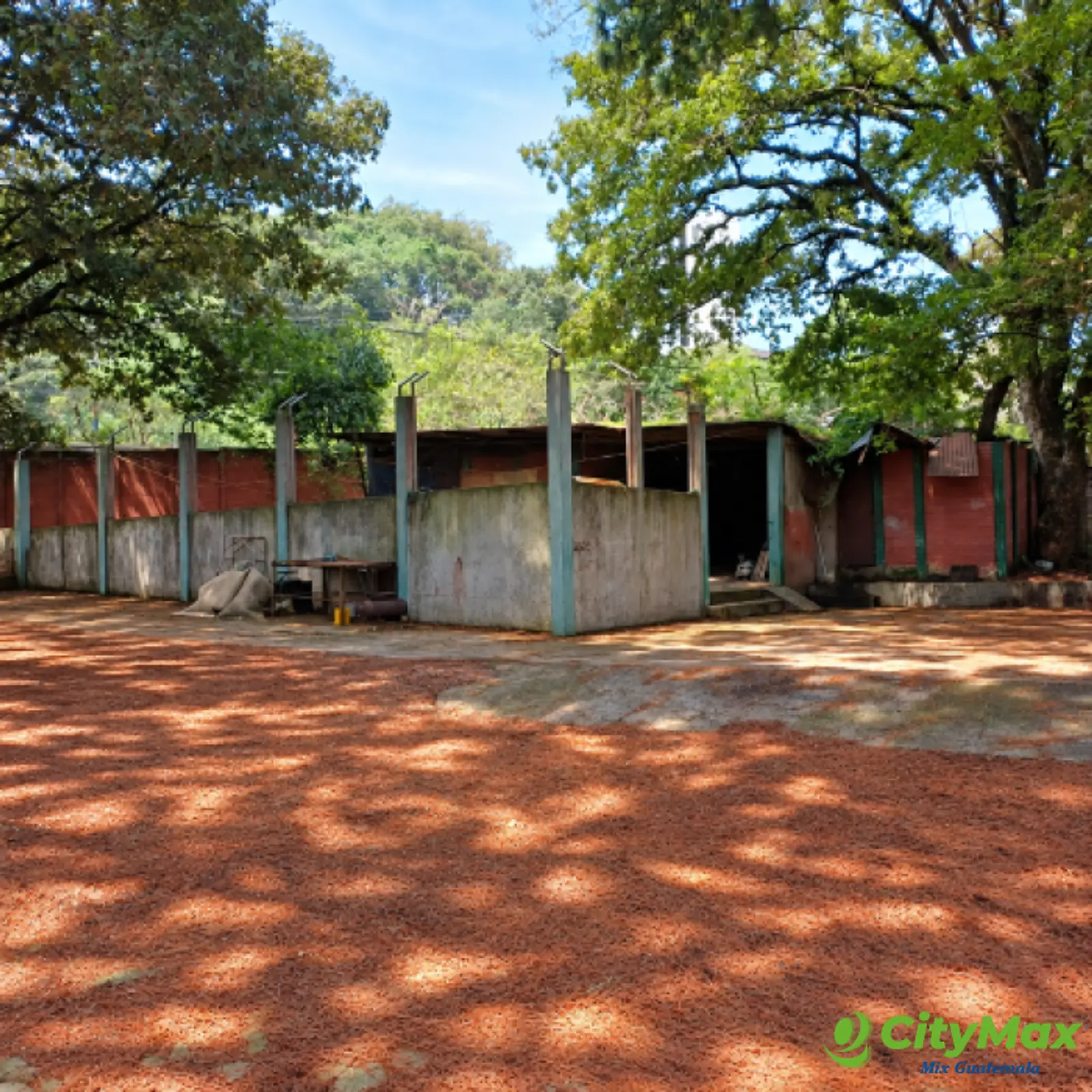Terreno Comercial en Renta hacia Satelite Zona 9 Mixco - foto 3
