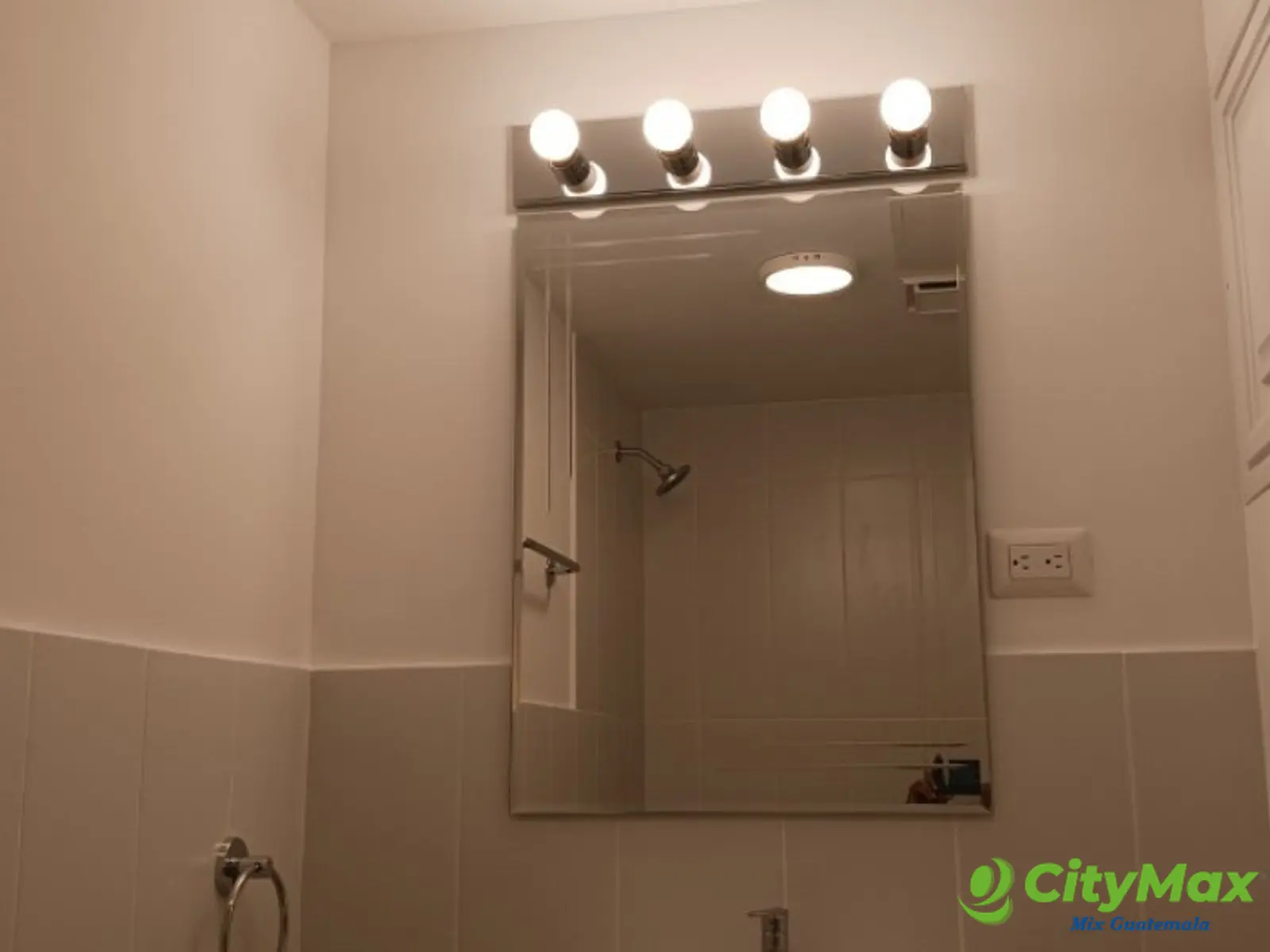 Apartamento Amueblado en Renta Zona 4 Guatemala, Modra - foto 20