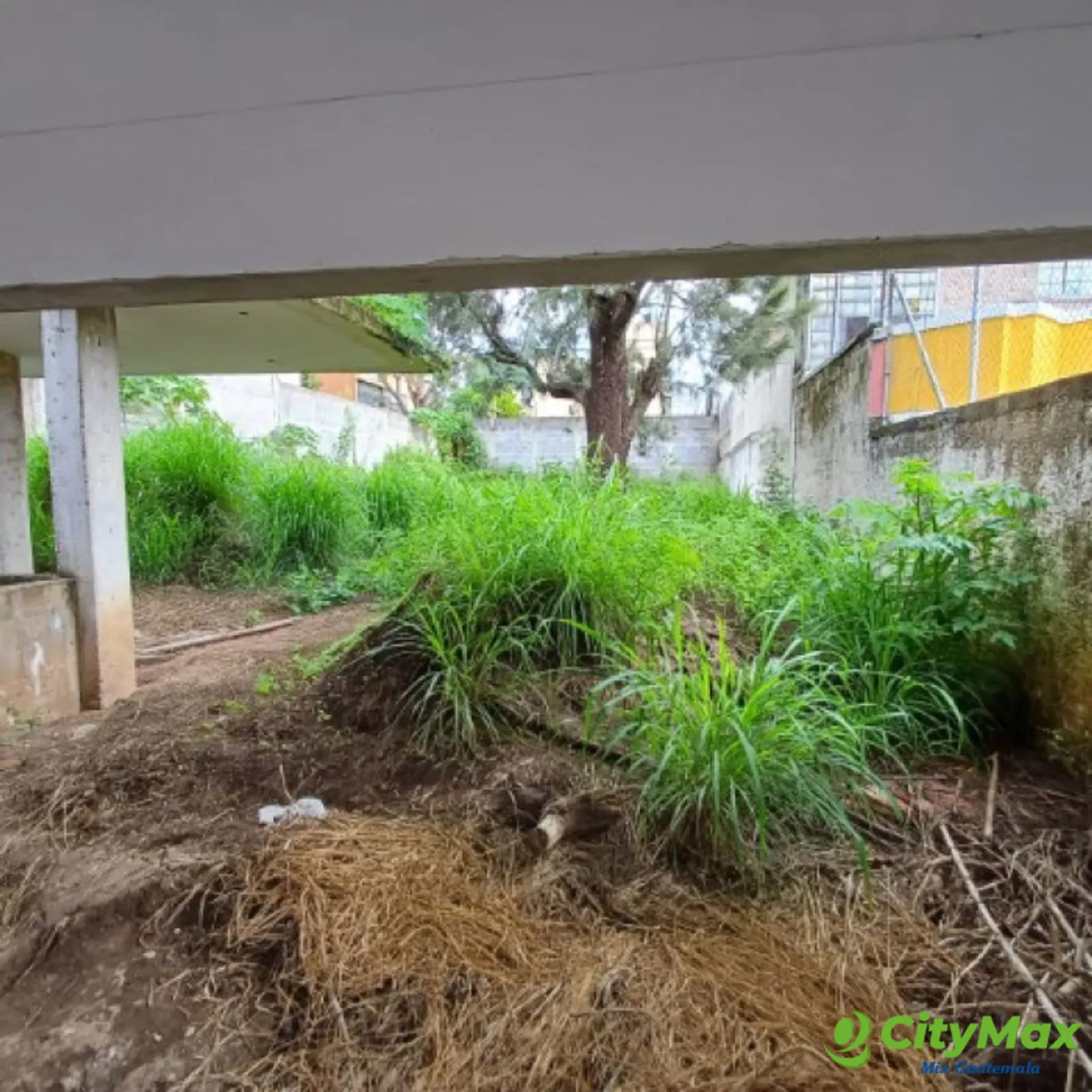 Terreno en Renta San Cristóbal, construcción iniciada - foto 4