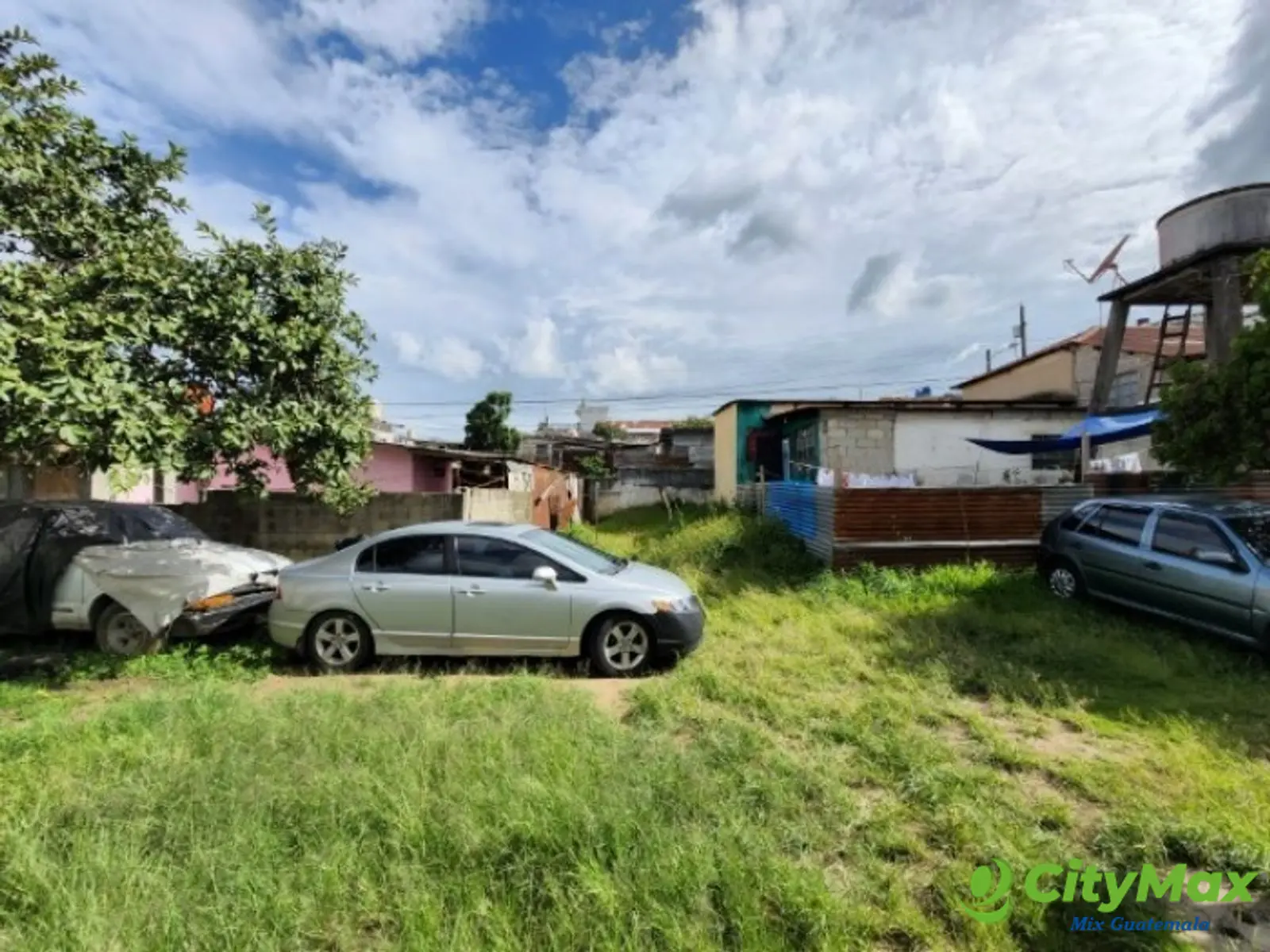 Terreno Comercial en Renta Zona 1 Mixco, por el parque - foto 13
