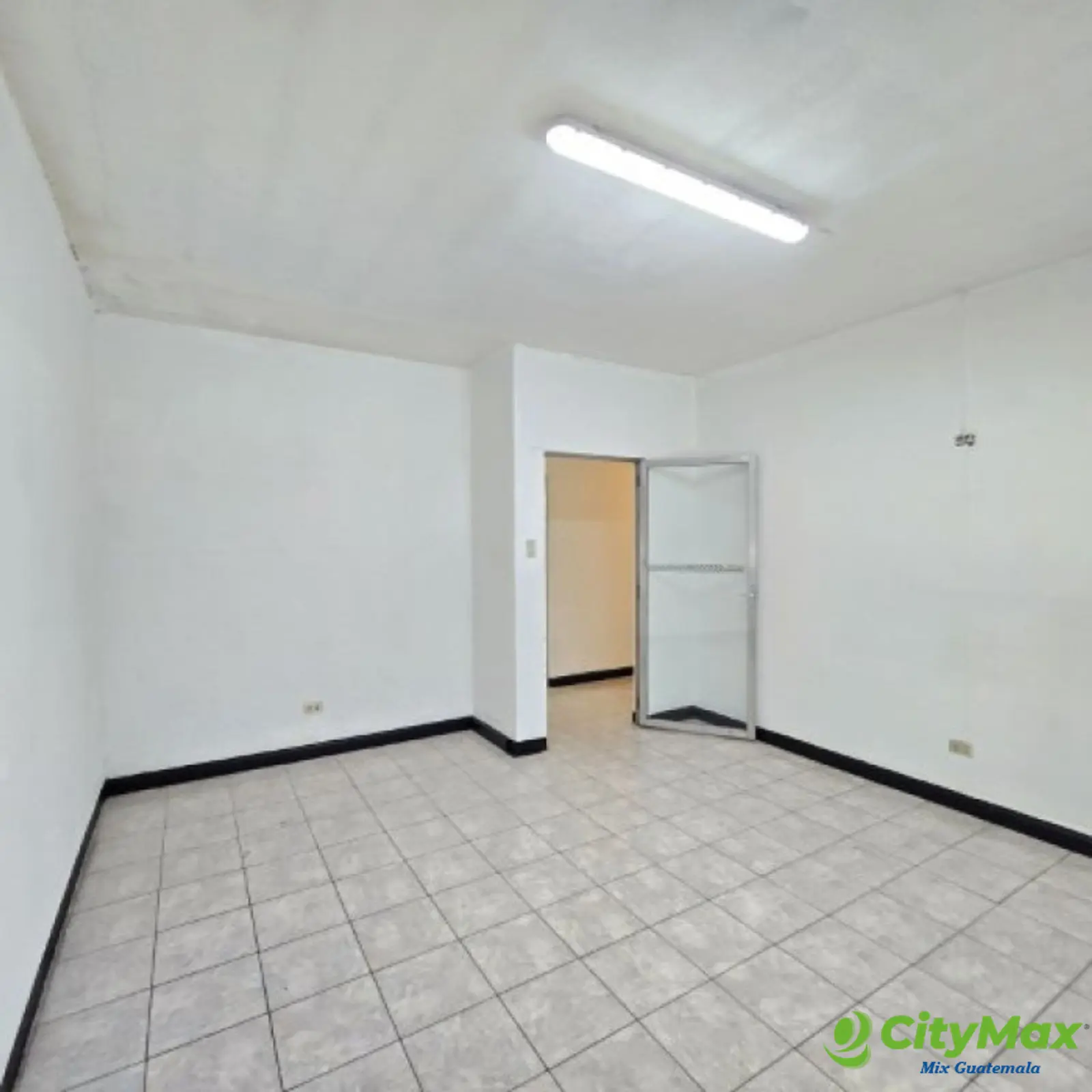 Propiedad para Uso Comercial en zona 12 - foto 8