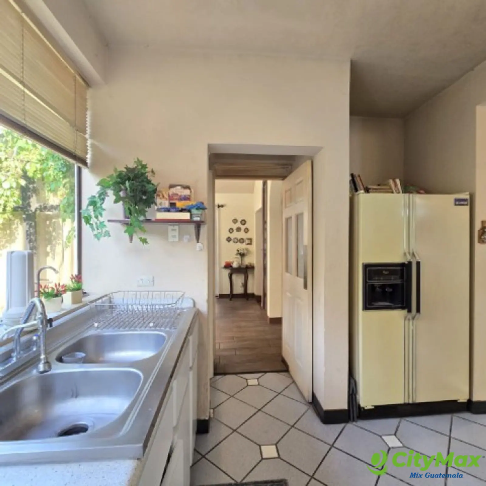 Casa en Venta Balcones de San Cristóbal, Guatemala - foto 16