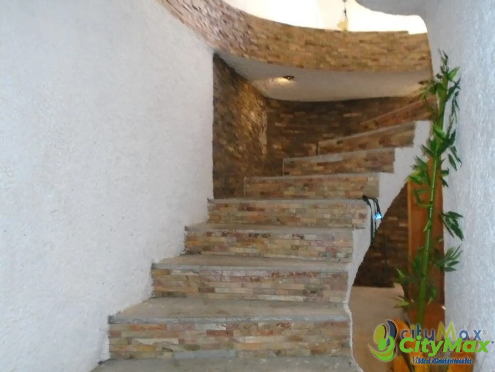 Elegante casa en San Cristobal Guatemala - foto 12