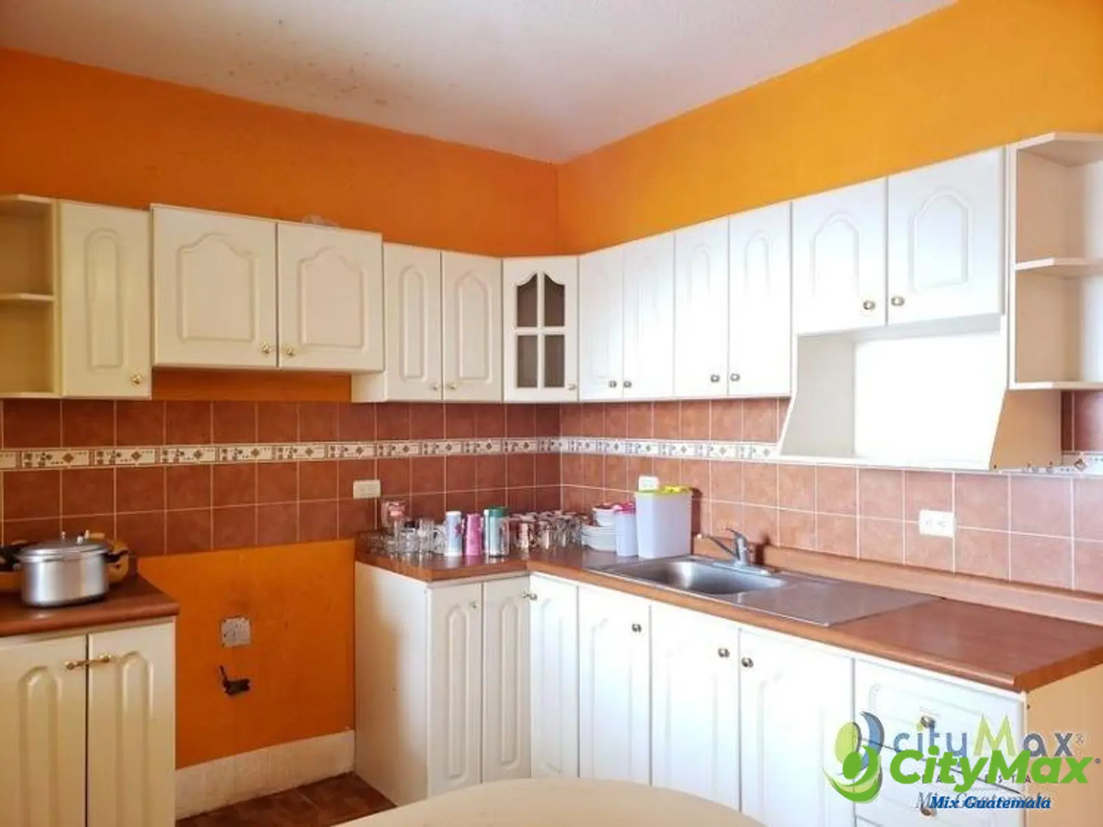 Casa en Venta en Bosques del Mirador Zona 6 Mixco - foto 3