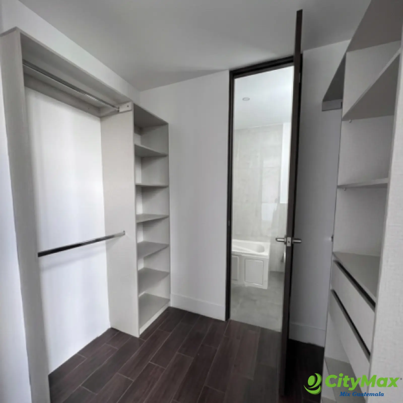 Apartamento en Venta Zona 13 Ciudad Guatemala - foto 4