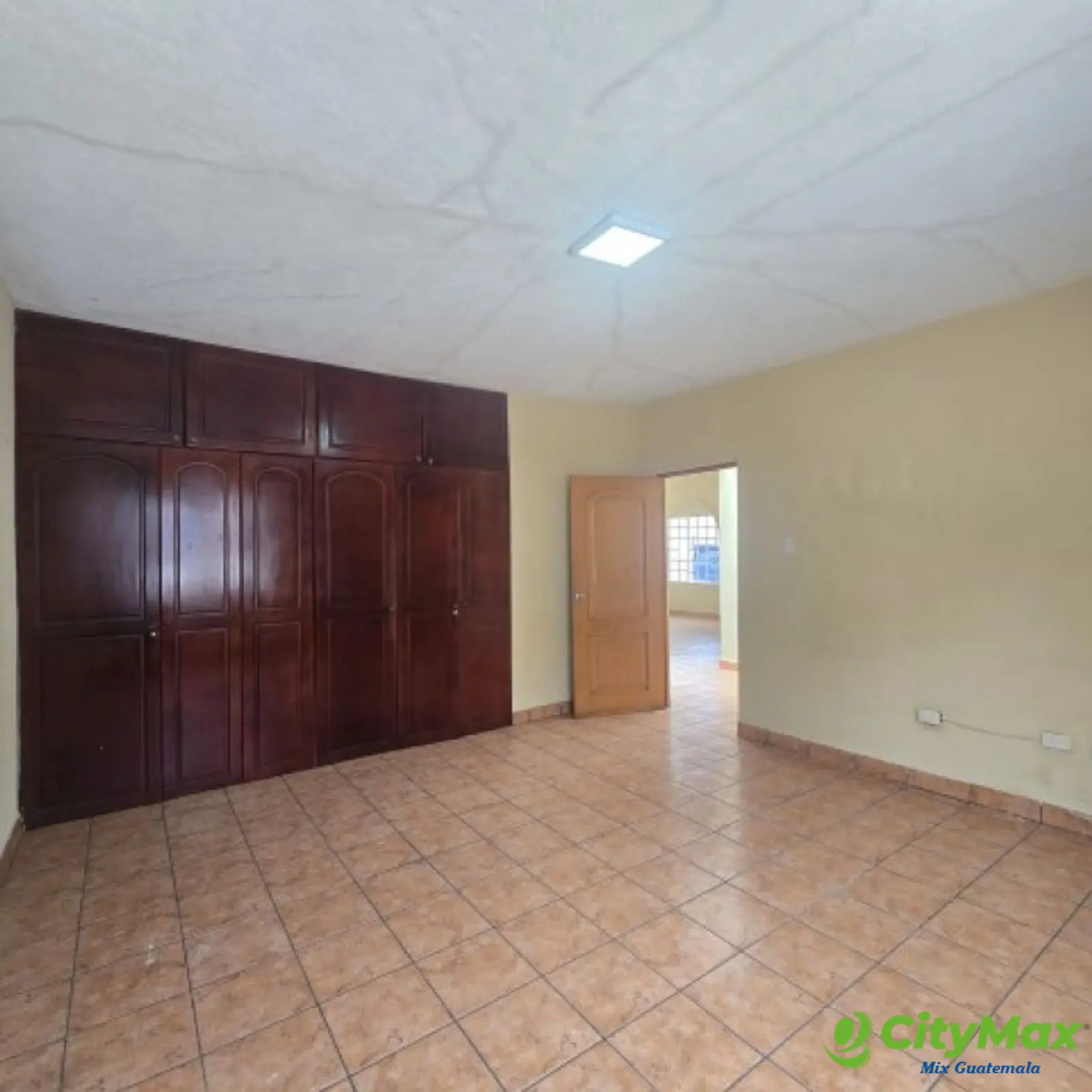 Casa en Renta para Negocio u Oficinas Zona 12 Guatemala - foto 18