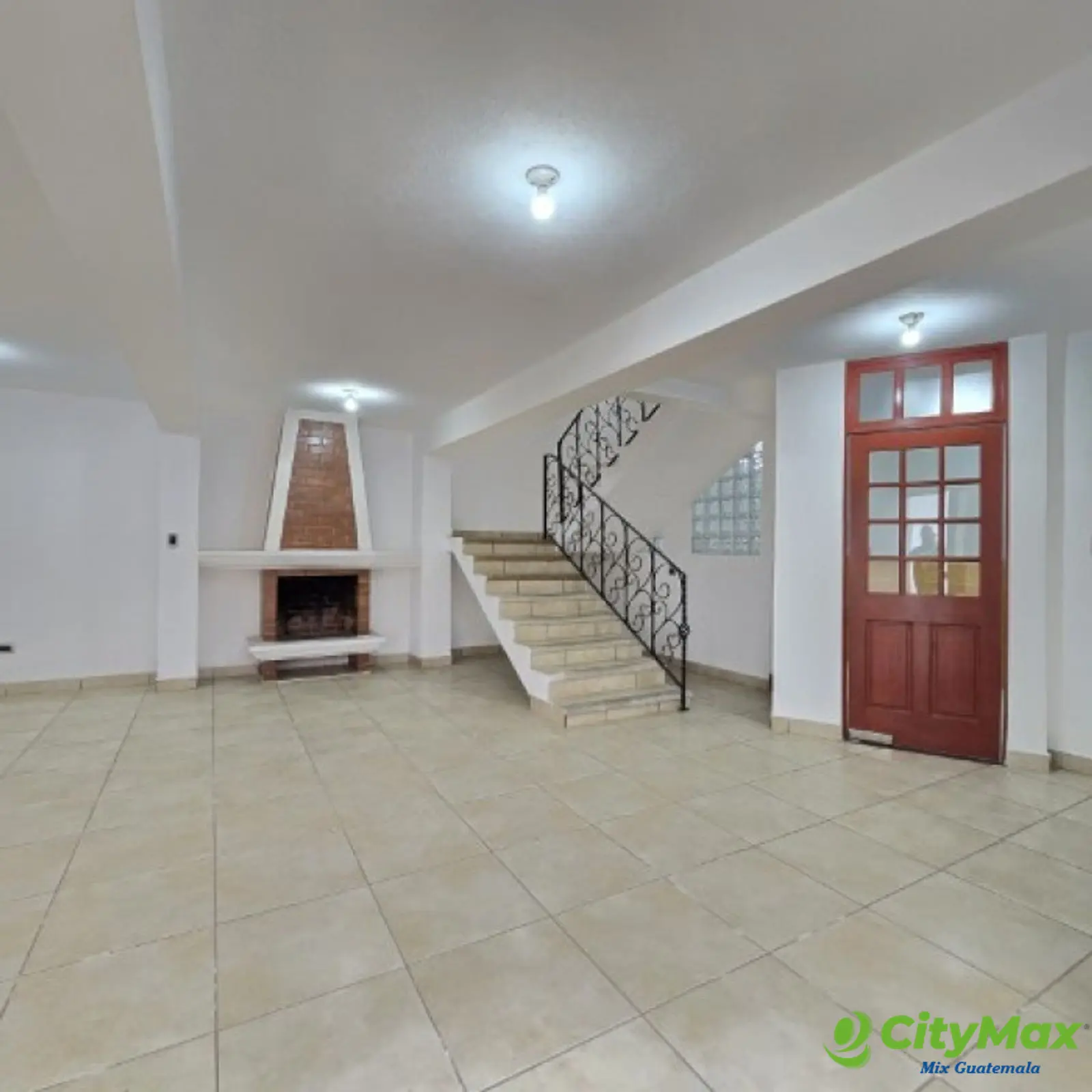 Casa grade en Venta Las Hojarascas Zona 1 de Mixco - foto 12