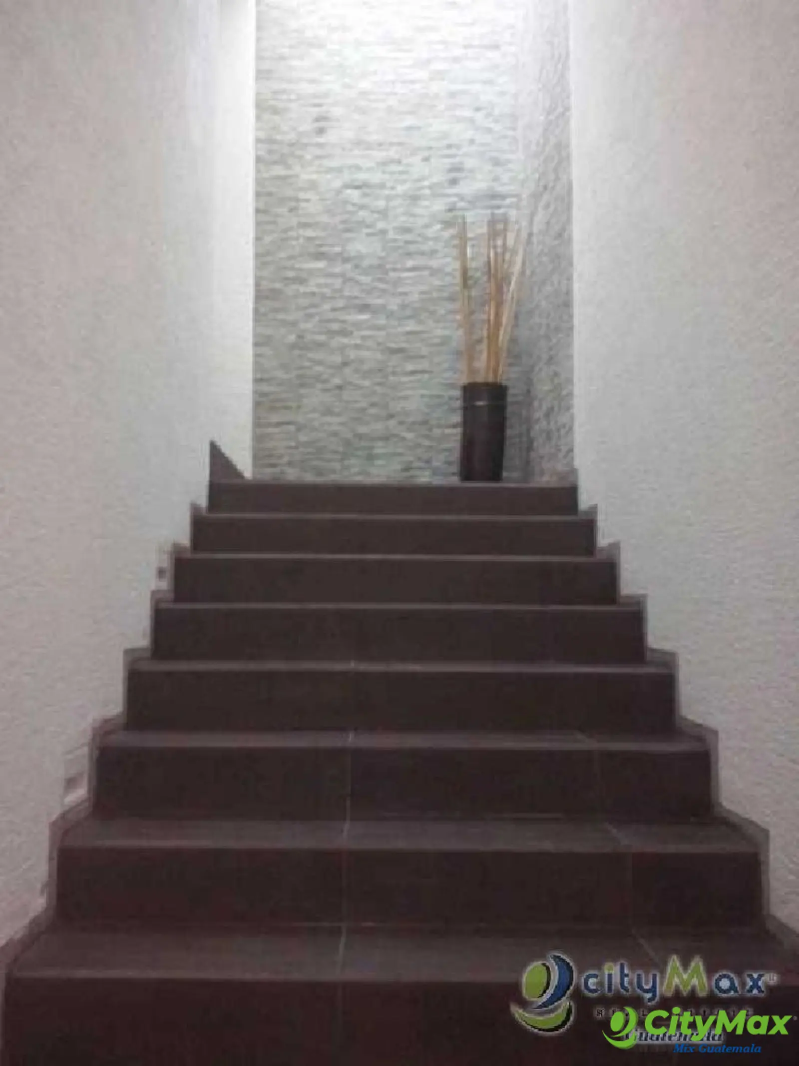 Casa en venta en San Lucas Sacatepequez - foto 9