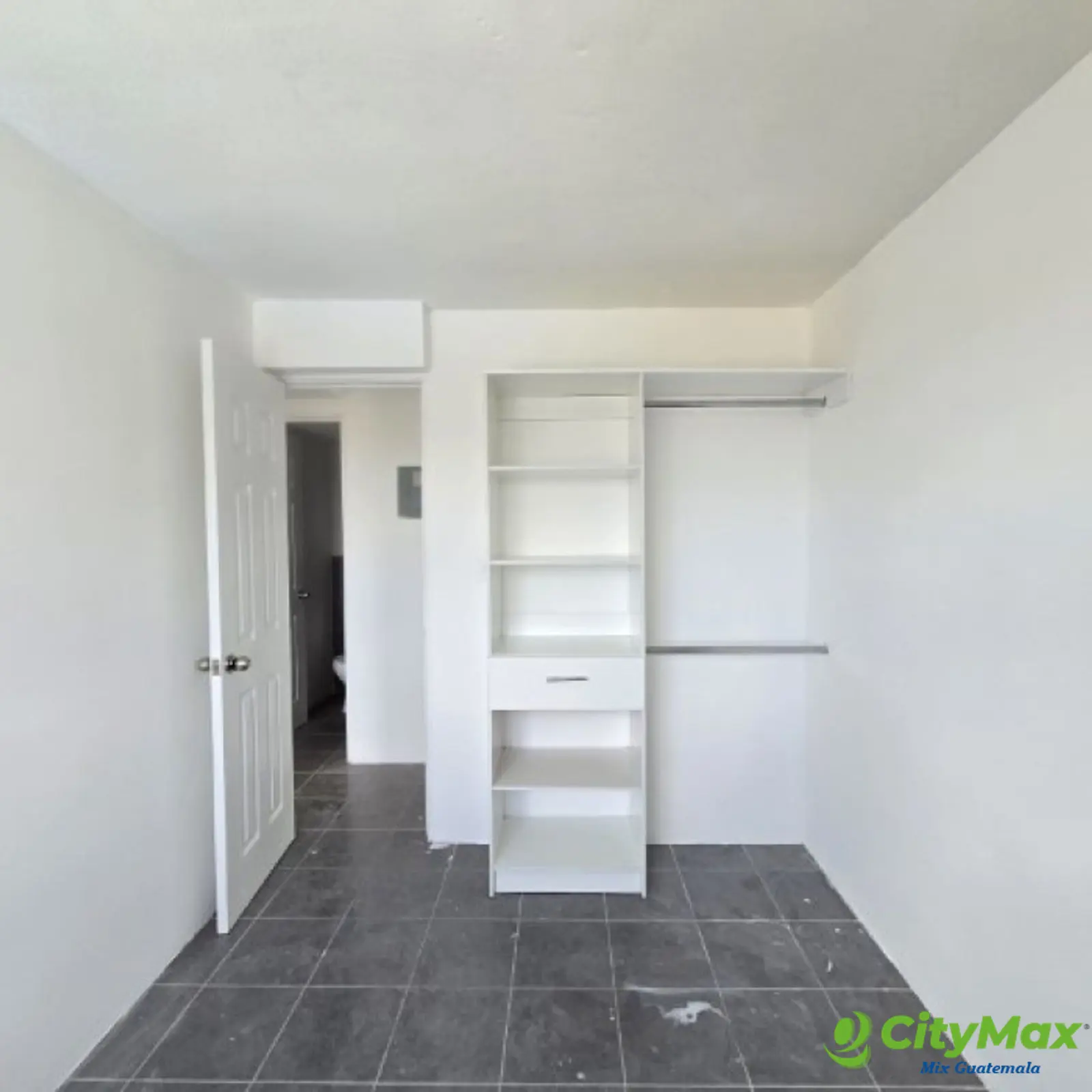 Apartamento en Venta Edificio Berlindo Zona 1 de Mixco - foto 6