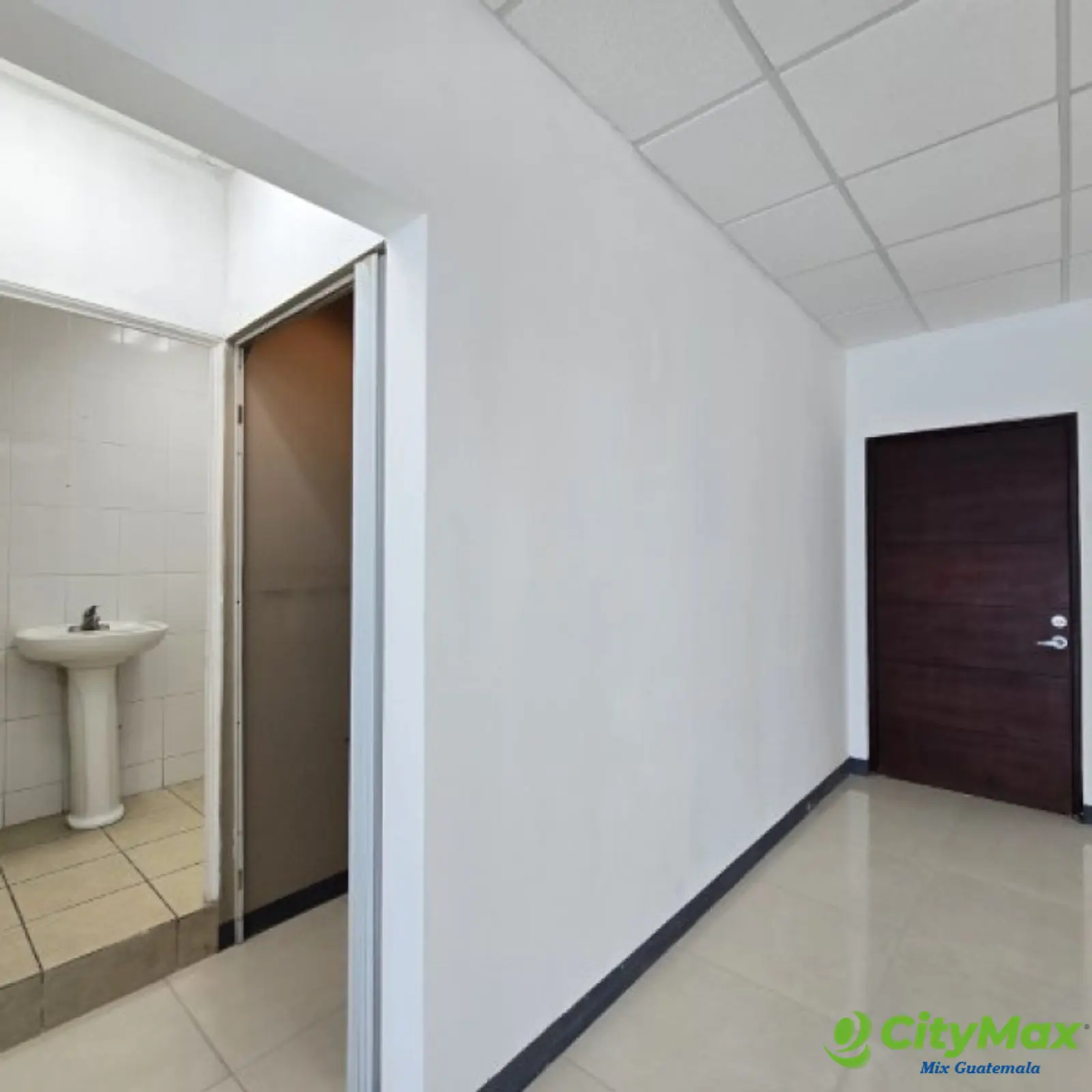 Oficina en Renta Zona Pradera Zona 10 de 86.57 mts2 - foto 11
