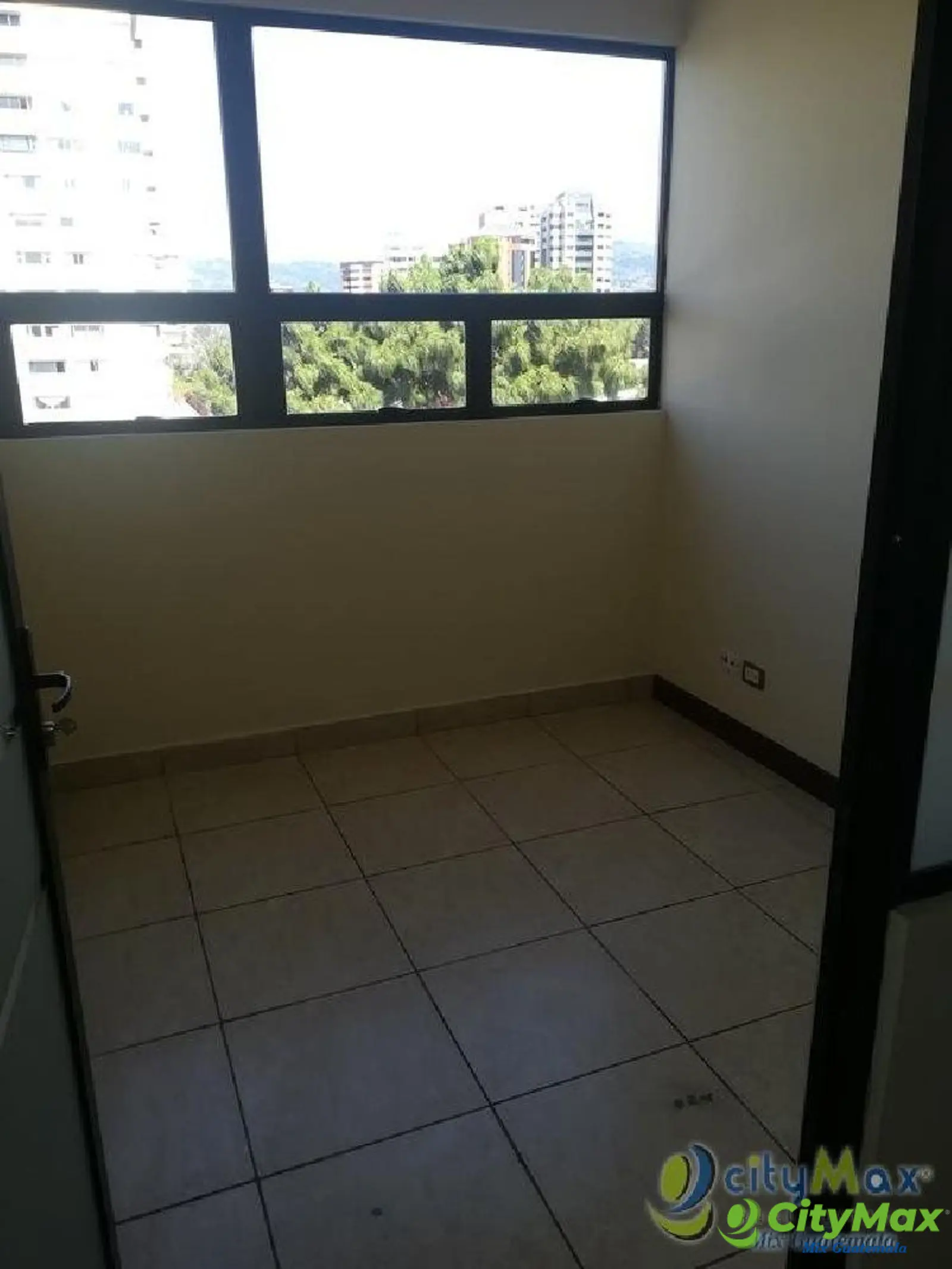 Oficina en Renta en Zona 13 de 177 metros² - foto 4