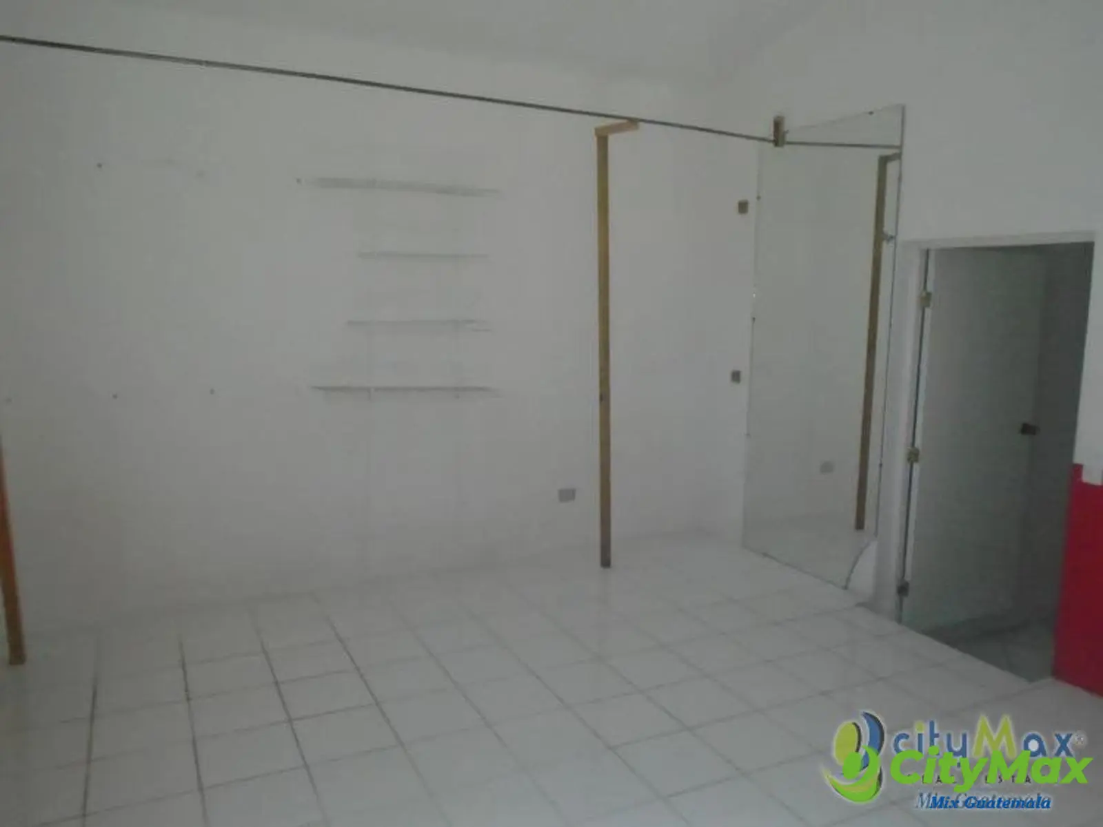 Vendo Casa Sobre Calle Transitada Carretera al Salvador - foto 4