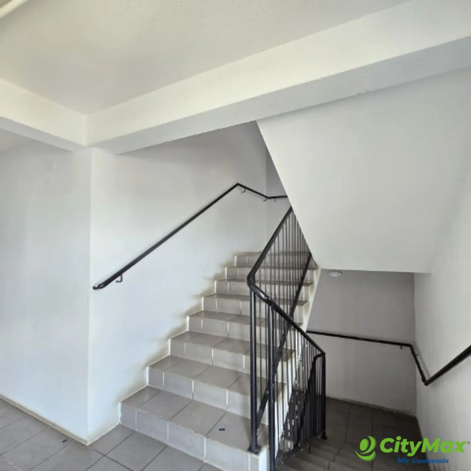 Apartamento en Venta Edificio Berlindo Zona 1 de Mixco - foto 14