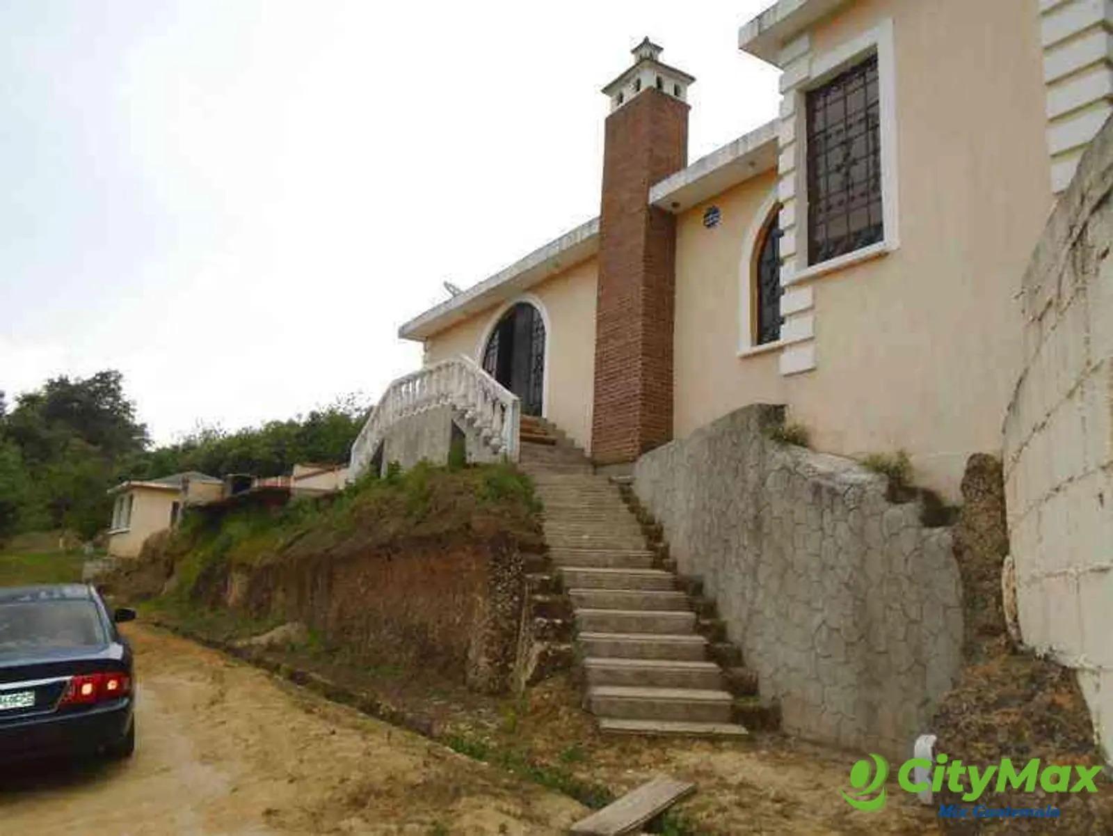 CASA EN VENTA EN KM. 33 CARRETERA INTERAMERICANA - foto 2