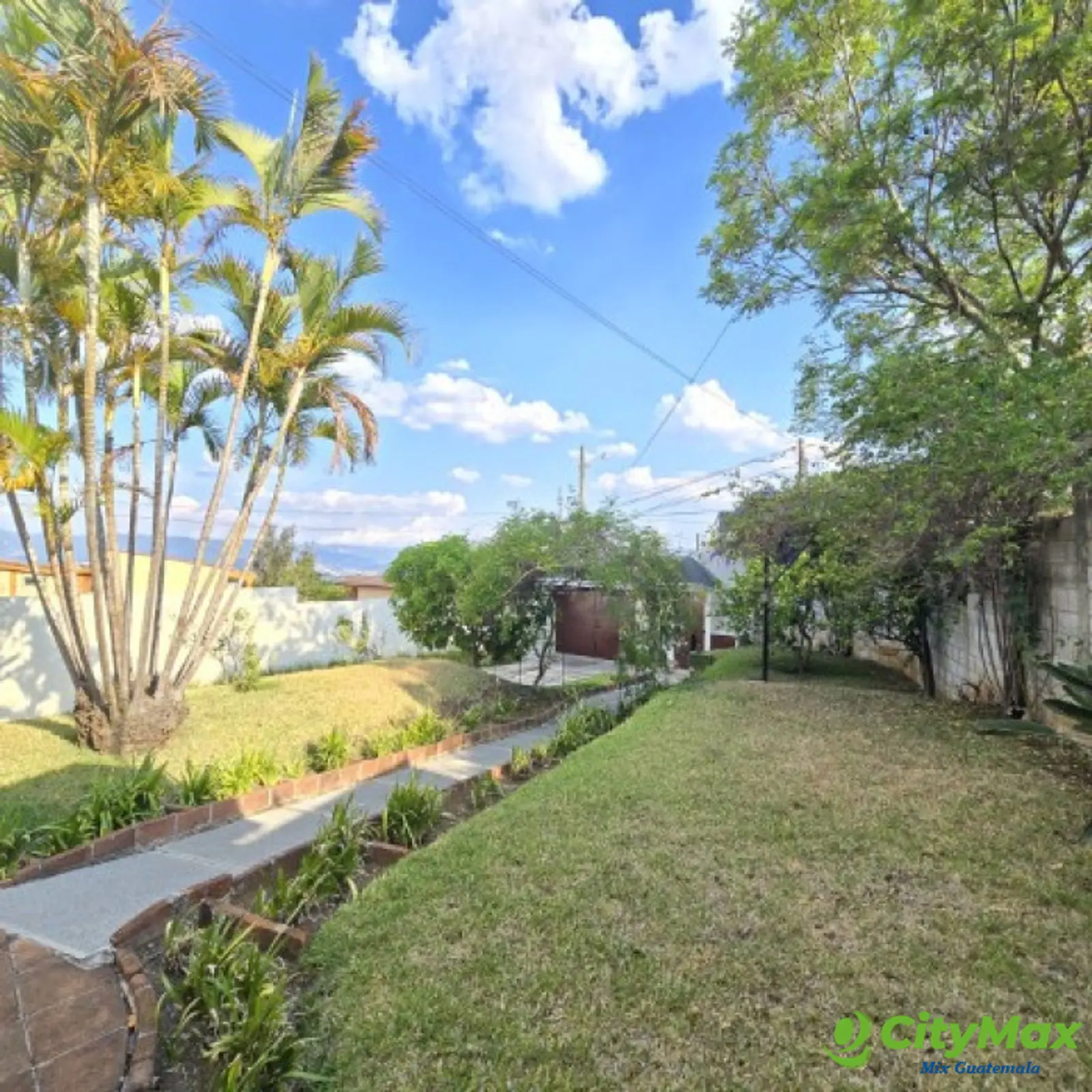 Casa en Venta Balcones de San Cristóbal, Guatemala - foto 3