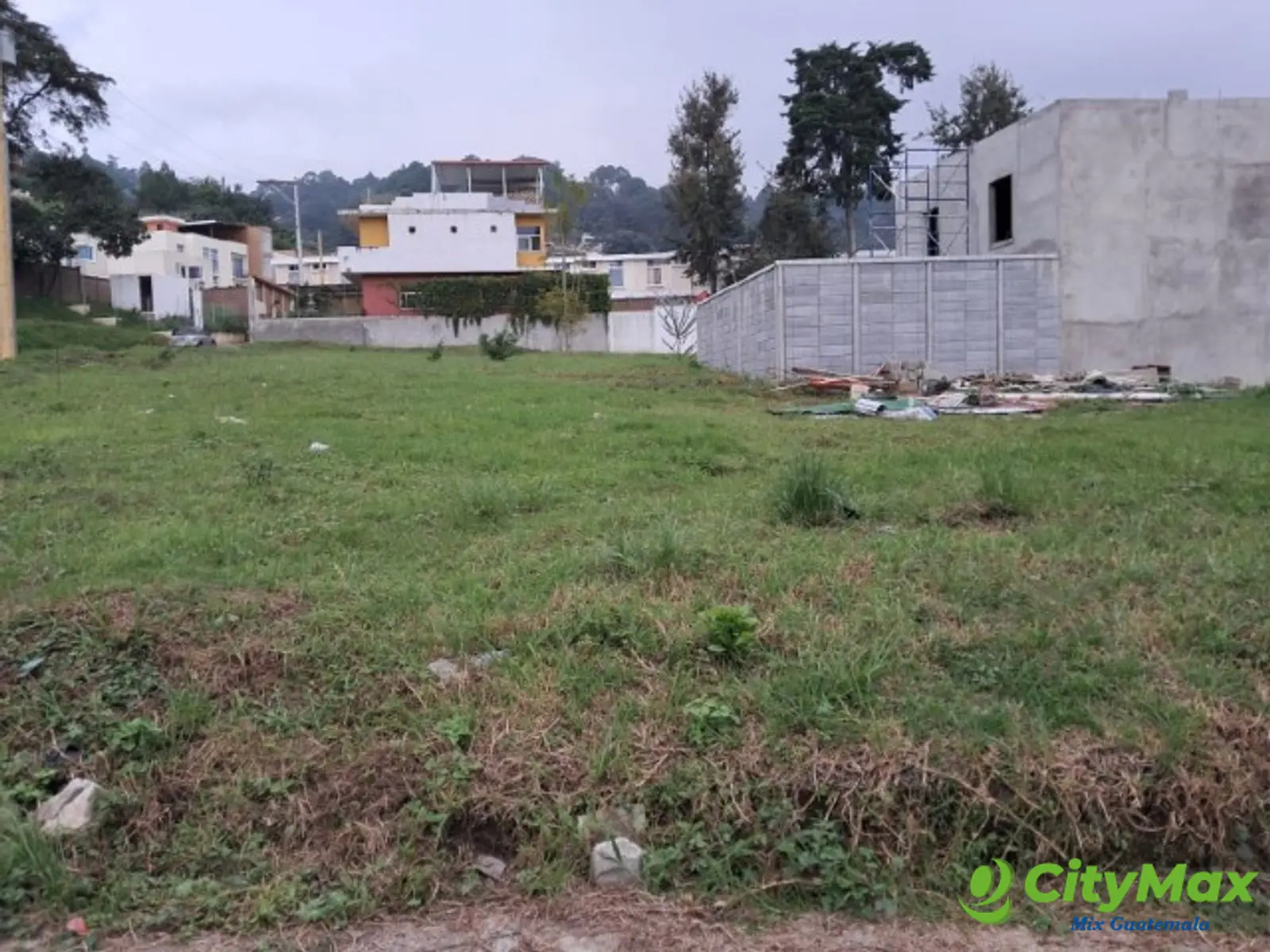 Terreno en Venta en Paseo Colonial San Lucas - foto 2