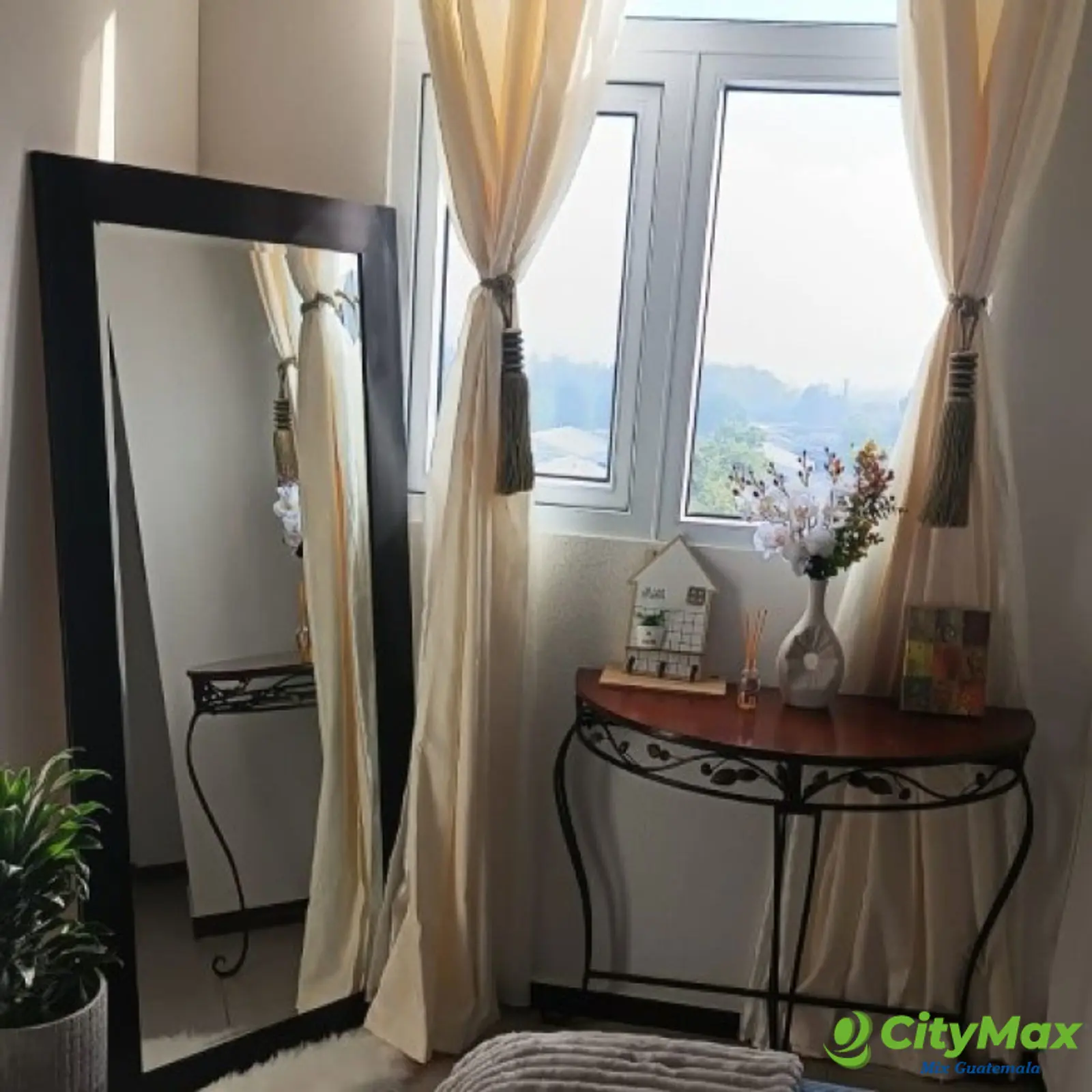 Apartamento Amueblado en Renta Zona 11 Parque San Jorge - foto 4