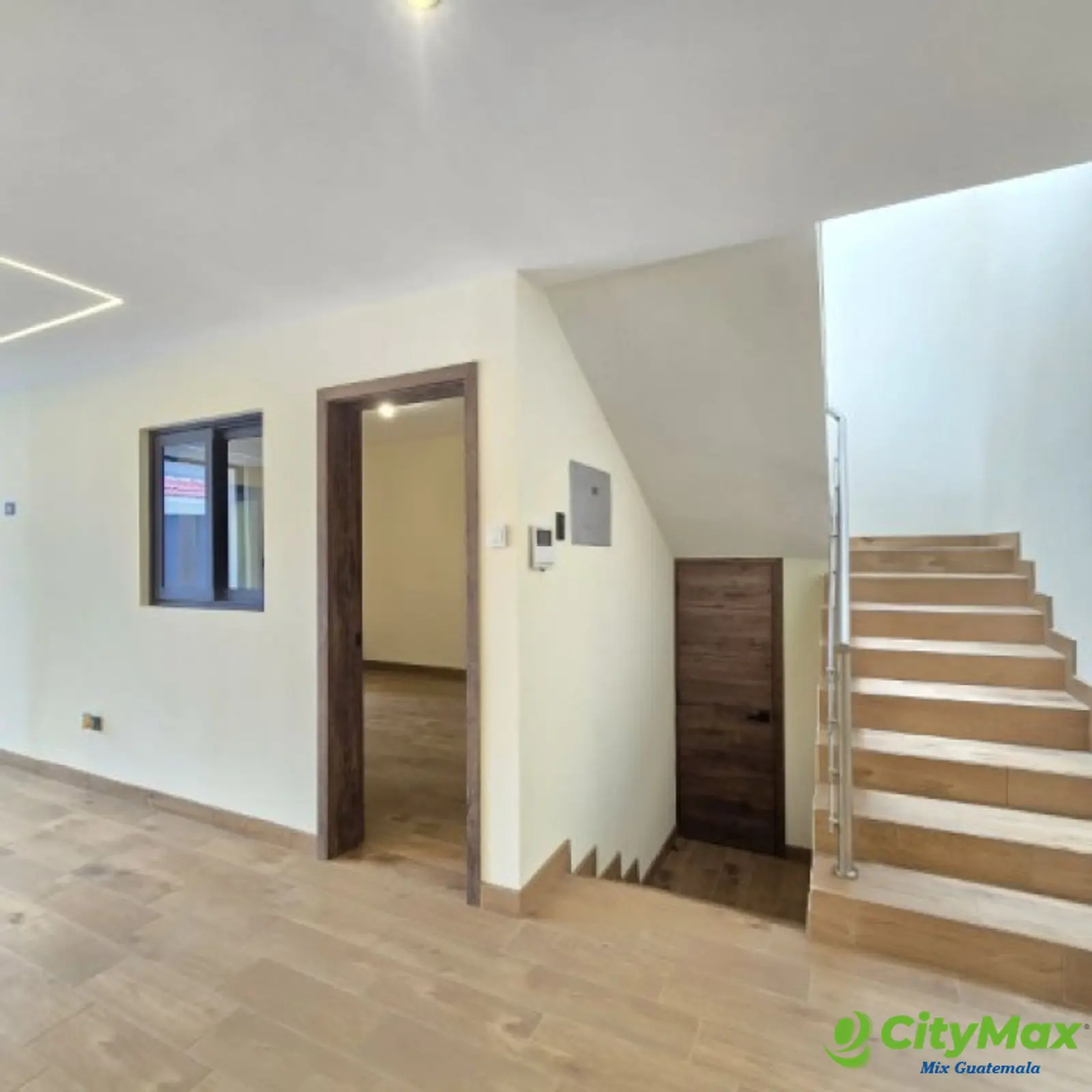 Casa Nueva en Renta Sector B1 San Cristóbal Z. 8 Mixco - foto 10