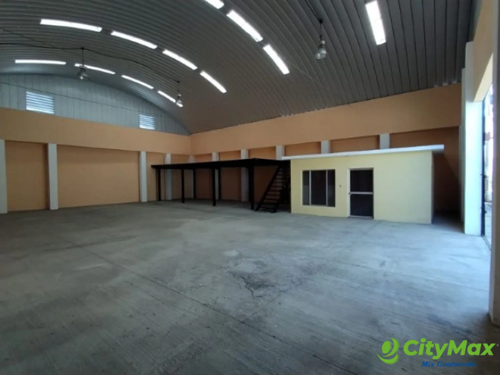 Bodega en Renta Zacapa a 600 mts Carretera al Atlántico - foto 3
