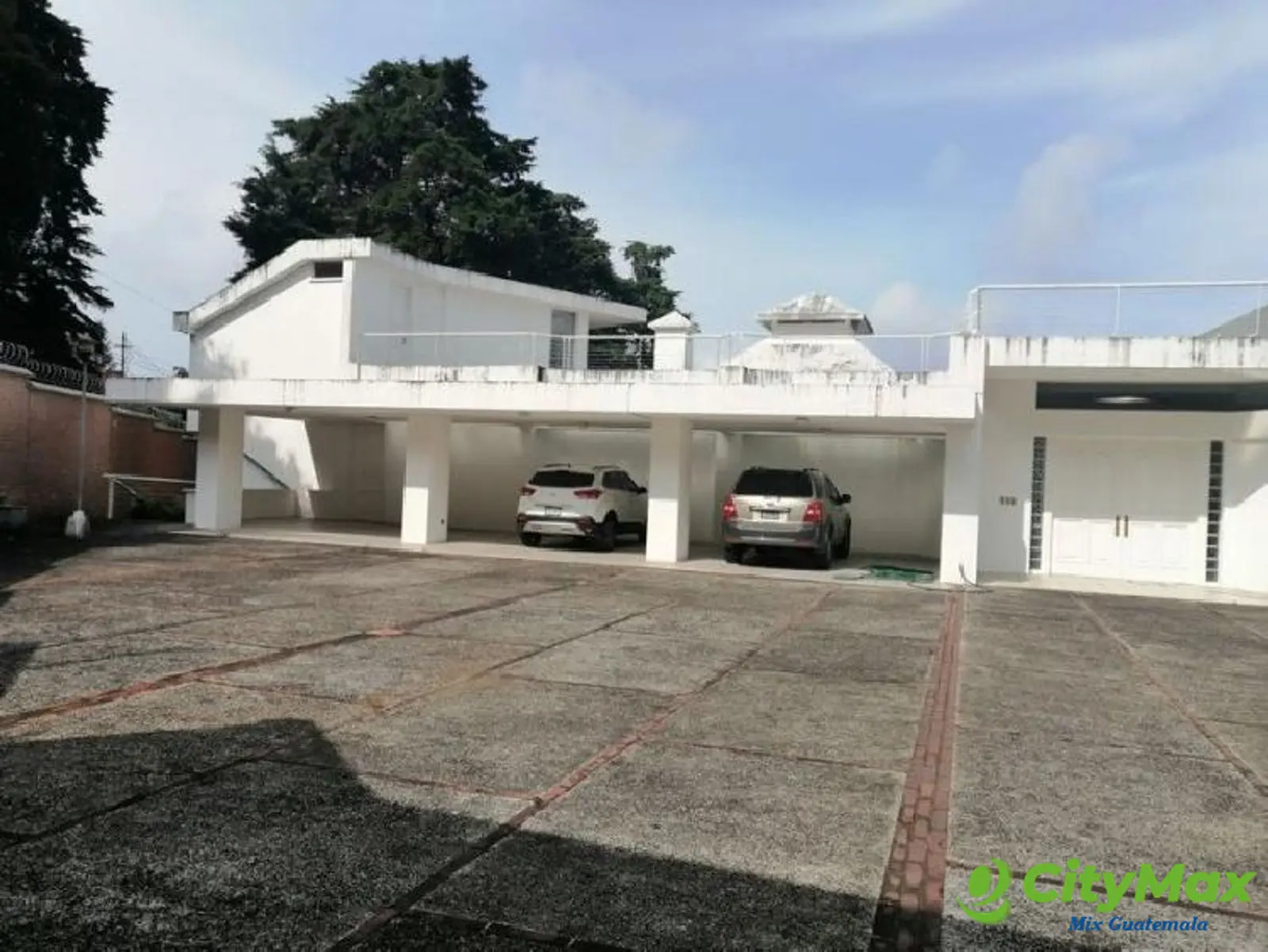 Mansión en Renta o Venta en Santa Catarina Pinula - foto 2