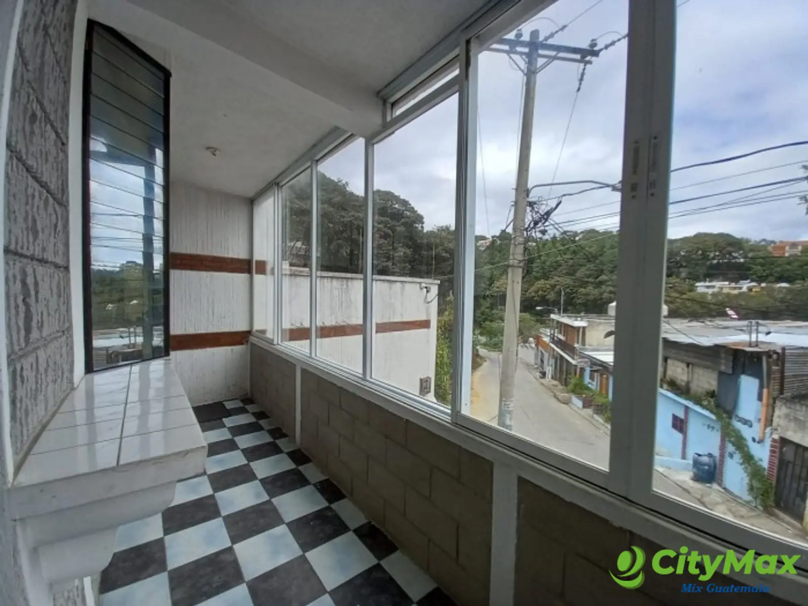 Casa grande en venta cerca a Carretera Interamericana  - foto 8