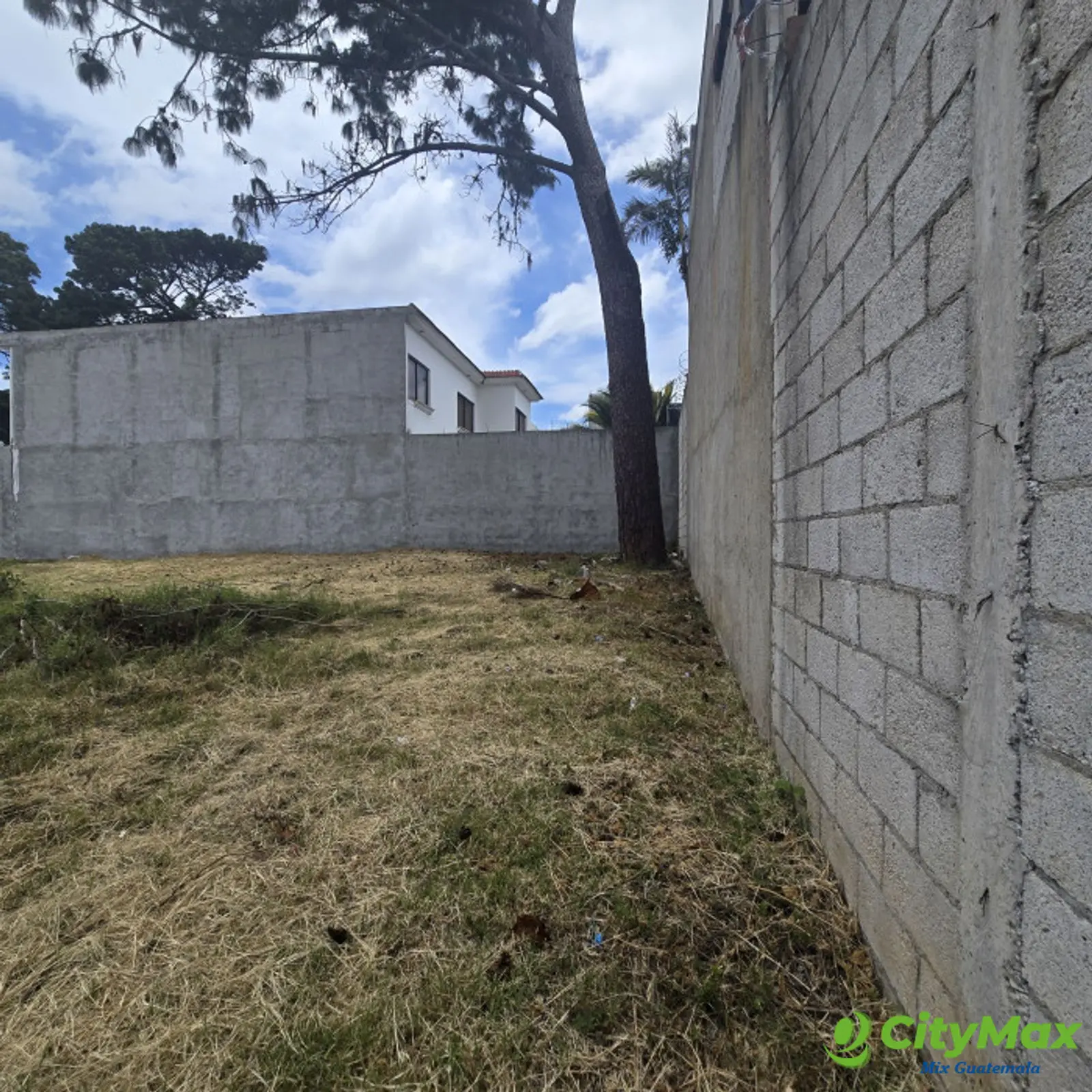 Terreno en Venta Pinares de San Cristóbal, Zona 8 Mixco - foto 7