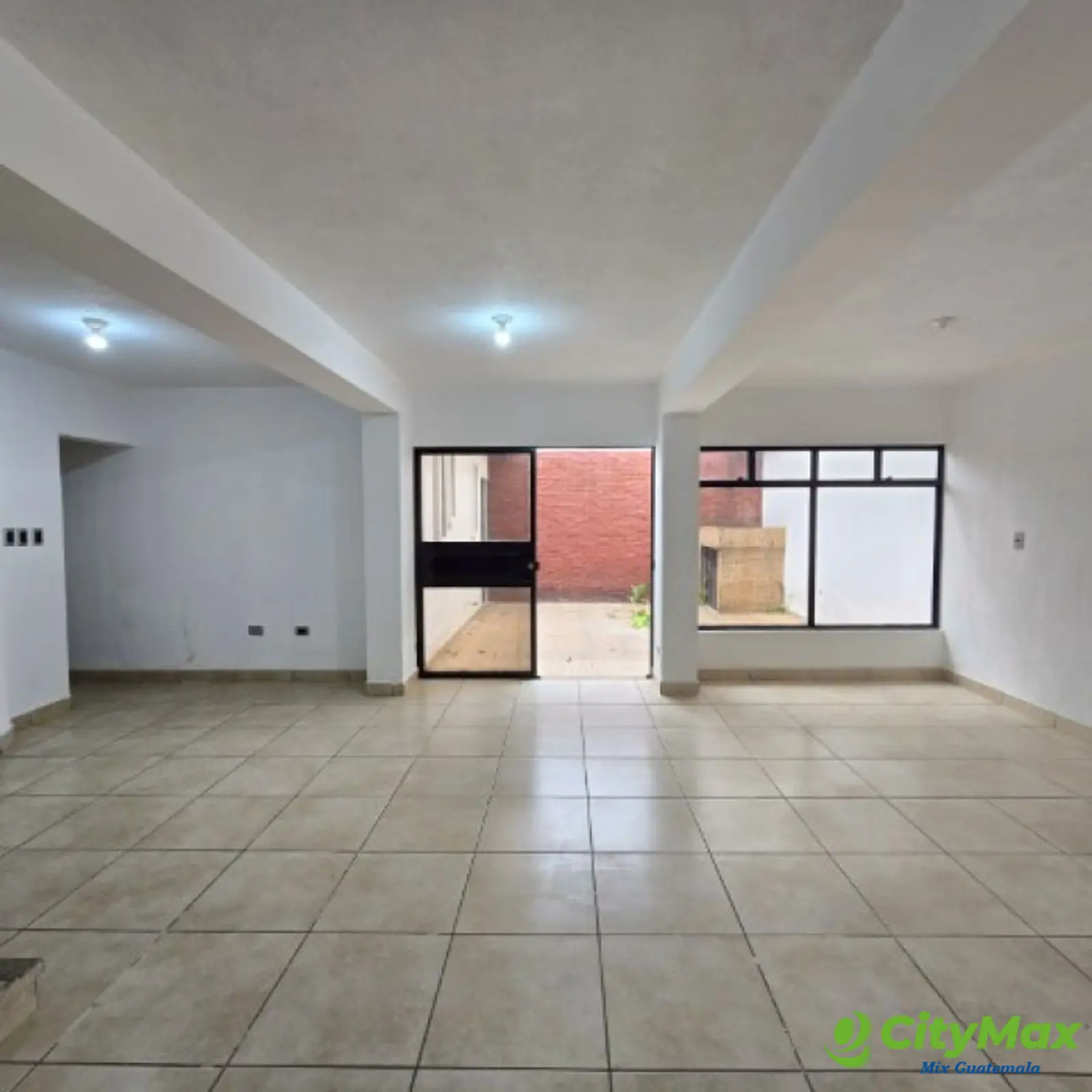 Casa grade en Venta Las Hojarascas Zona 1 de Mixco - foto 20