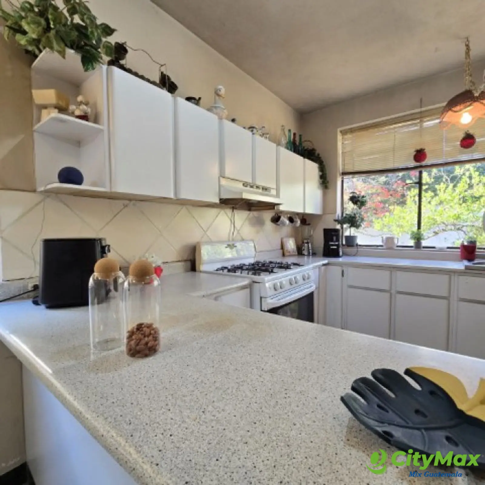 Casa en Venta Balcones de San Cristóbal, Guatemala - foto 17