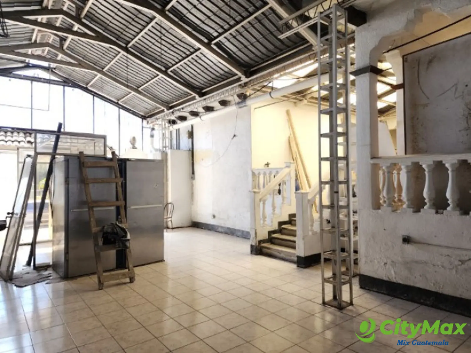 Propiedad en Renta Negocio-Oficina-Bodega San Cristóbal - foto 3