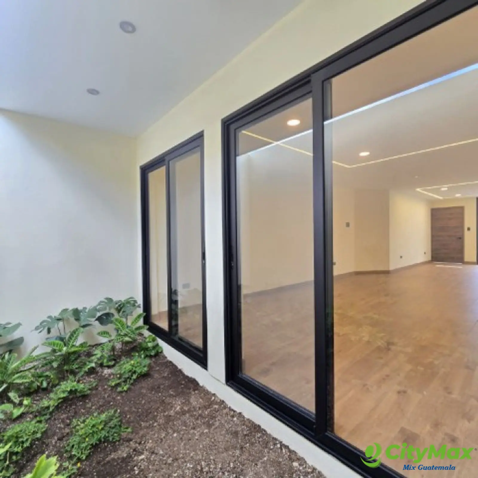 Casa Nueva en Renta Sector B1 San Cristóbal Z. 8 Mixco - foto 9