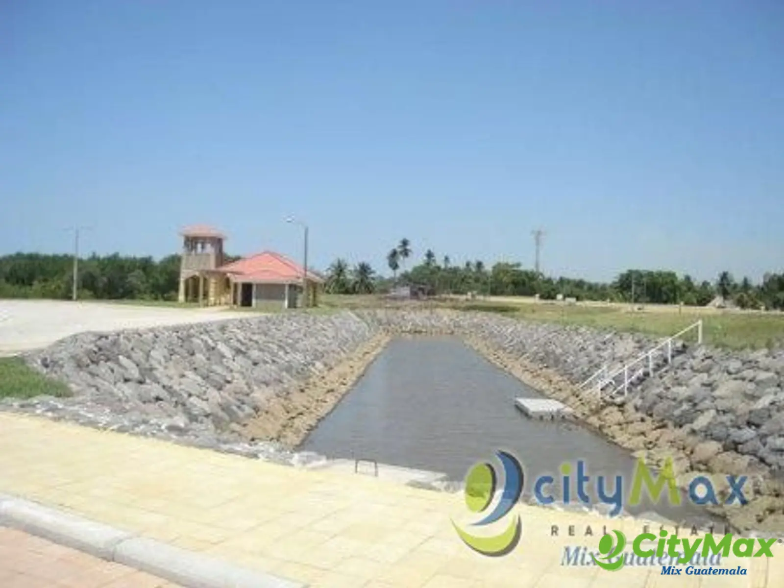 Terreno en venta  en kilometro 118.5 carretera Iztapa - foto 3