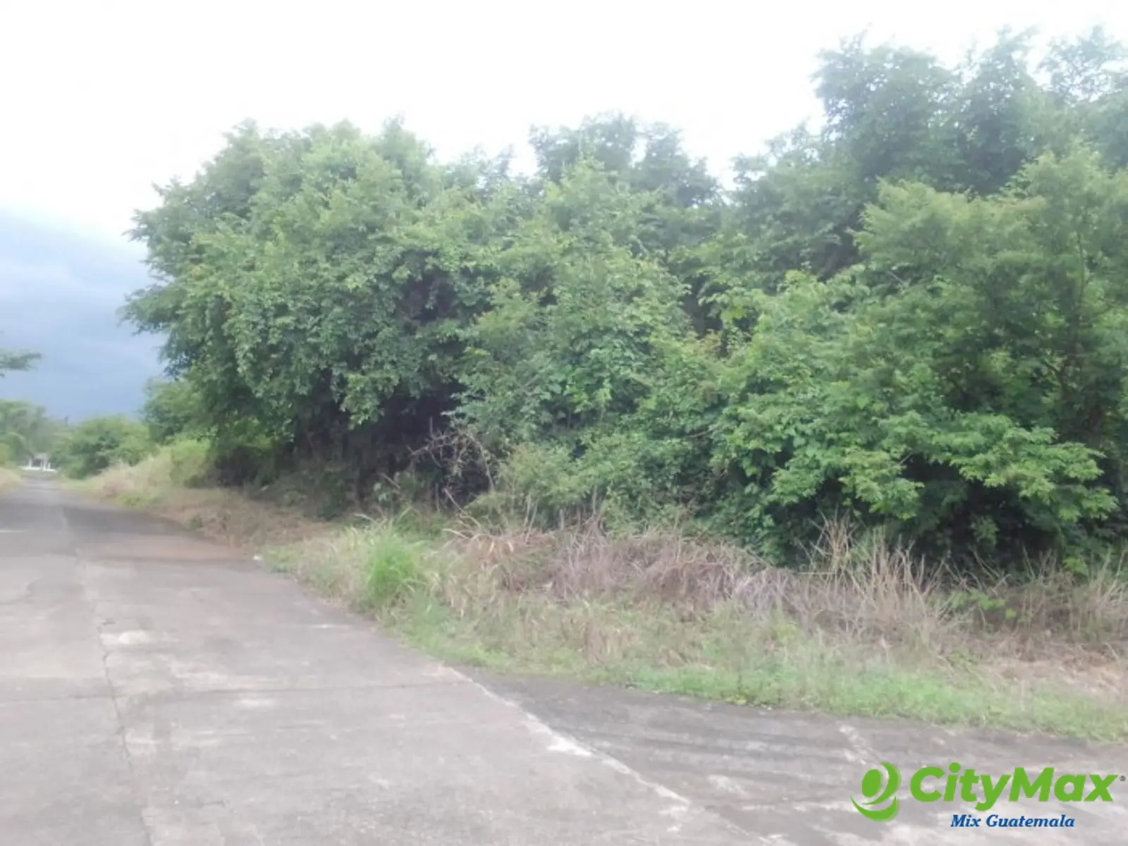 Terreno Grande en Venta Cataratas de Uxmel, Masagua - foto 2